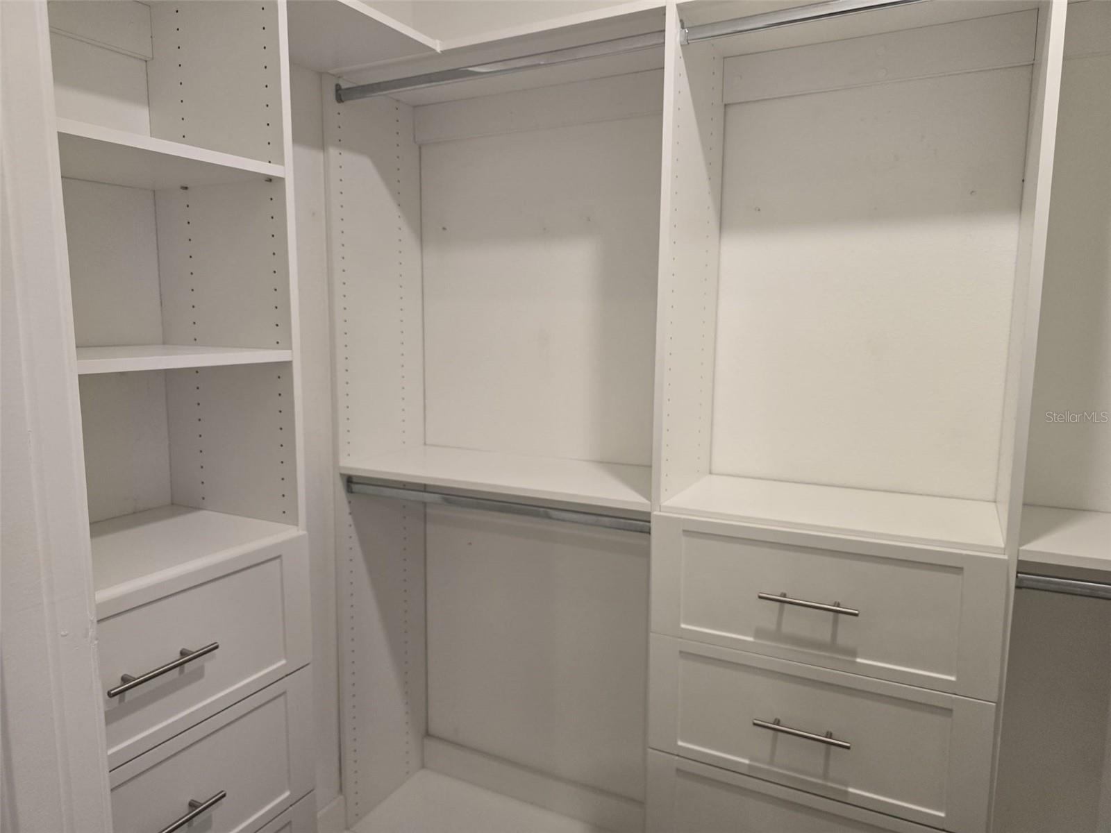 VERONA - Residential Lease
