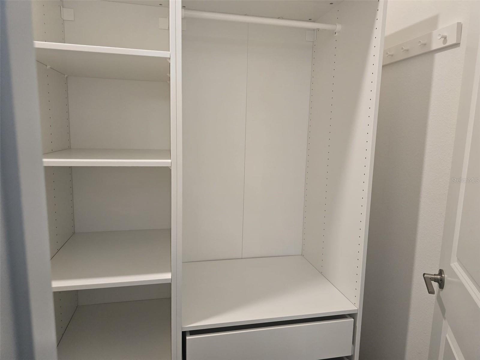 VERONA - Residential Lease