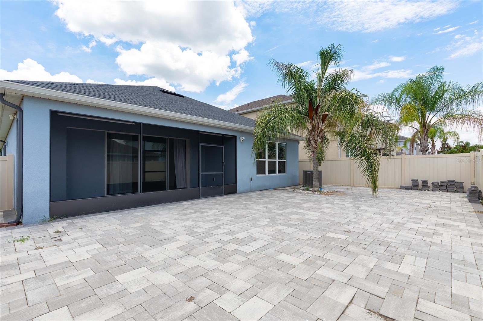 THORNBROOKE PH 4 - Residential Lease