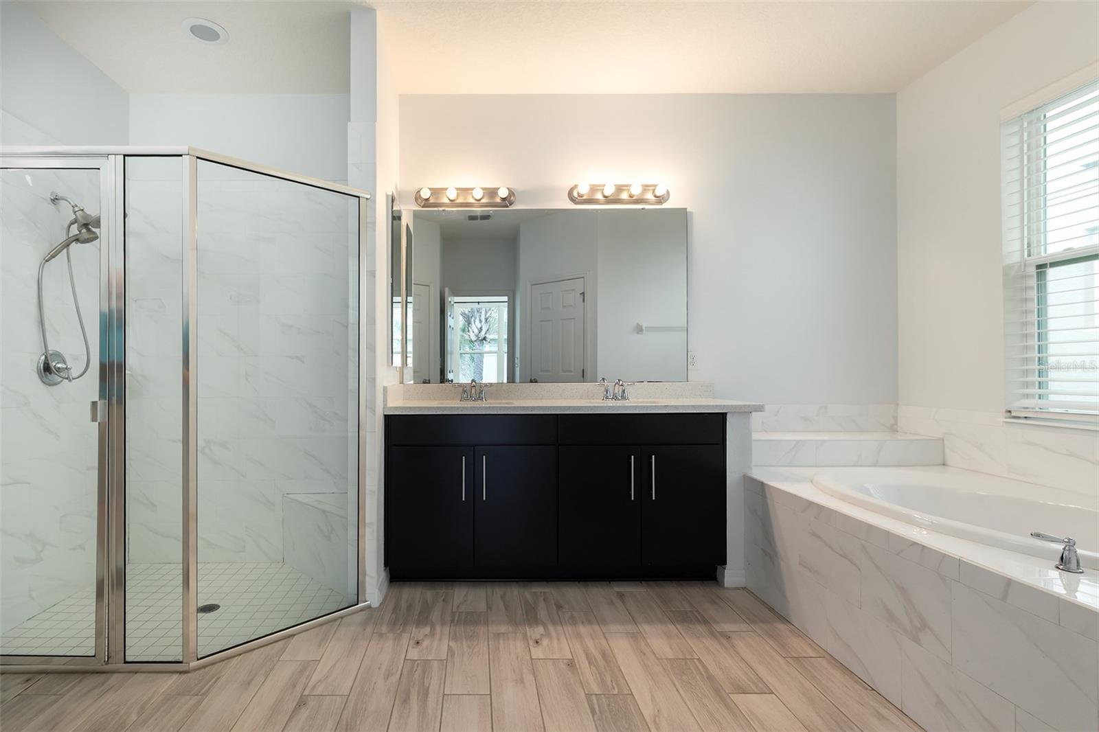 THORNBROOKE PH 4 - Residential Lease