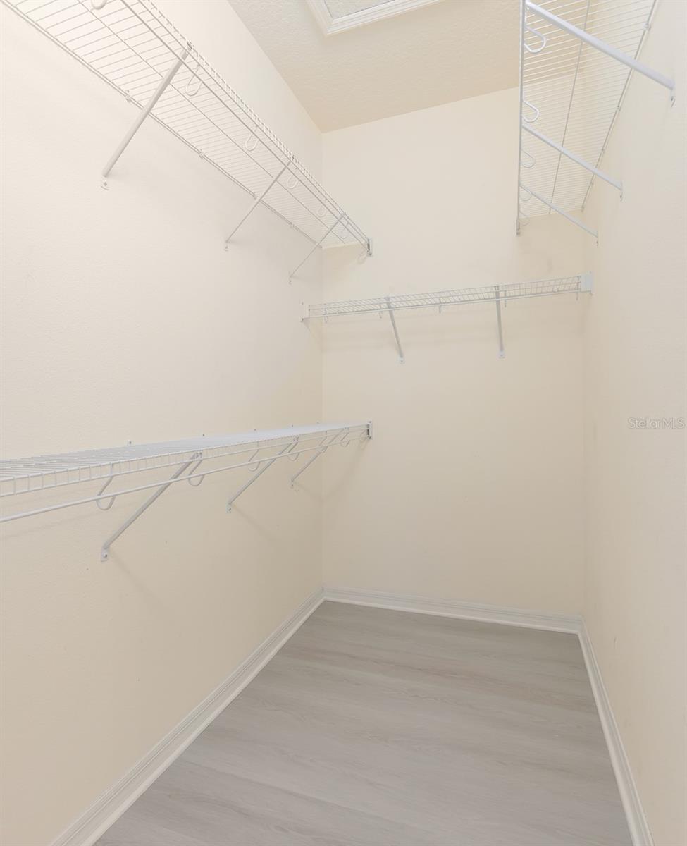 THORNBROOKE PH 4 - Residential Lease
