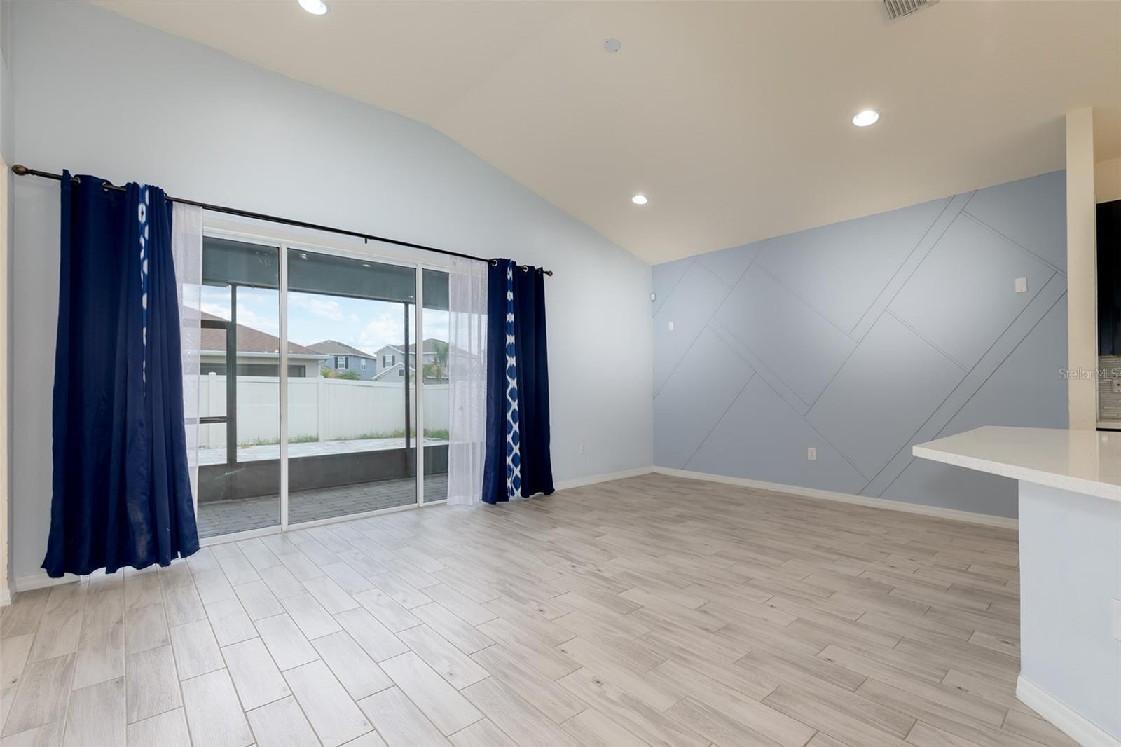 THORNBROOKE PH 4 - Residential Lease