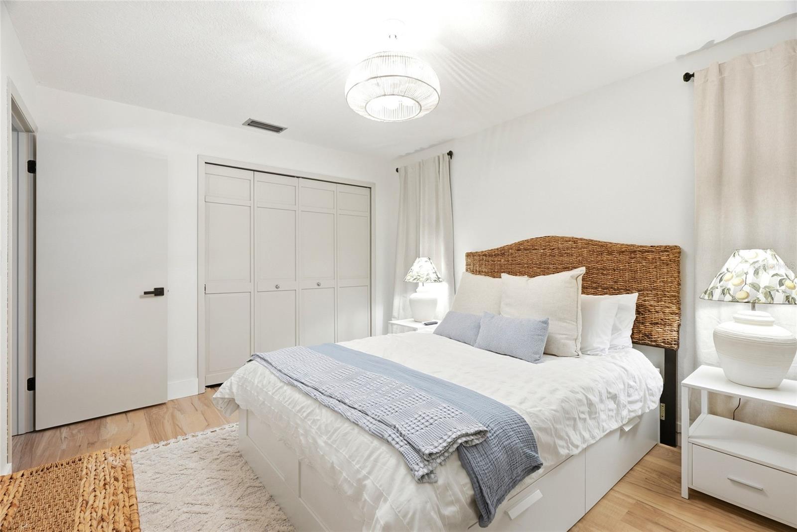BAY WOODS-UNIT I - Residential
