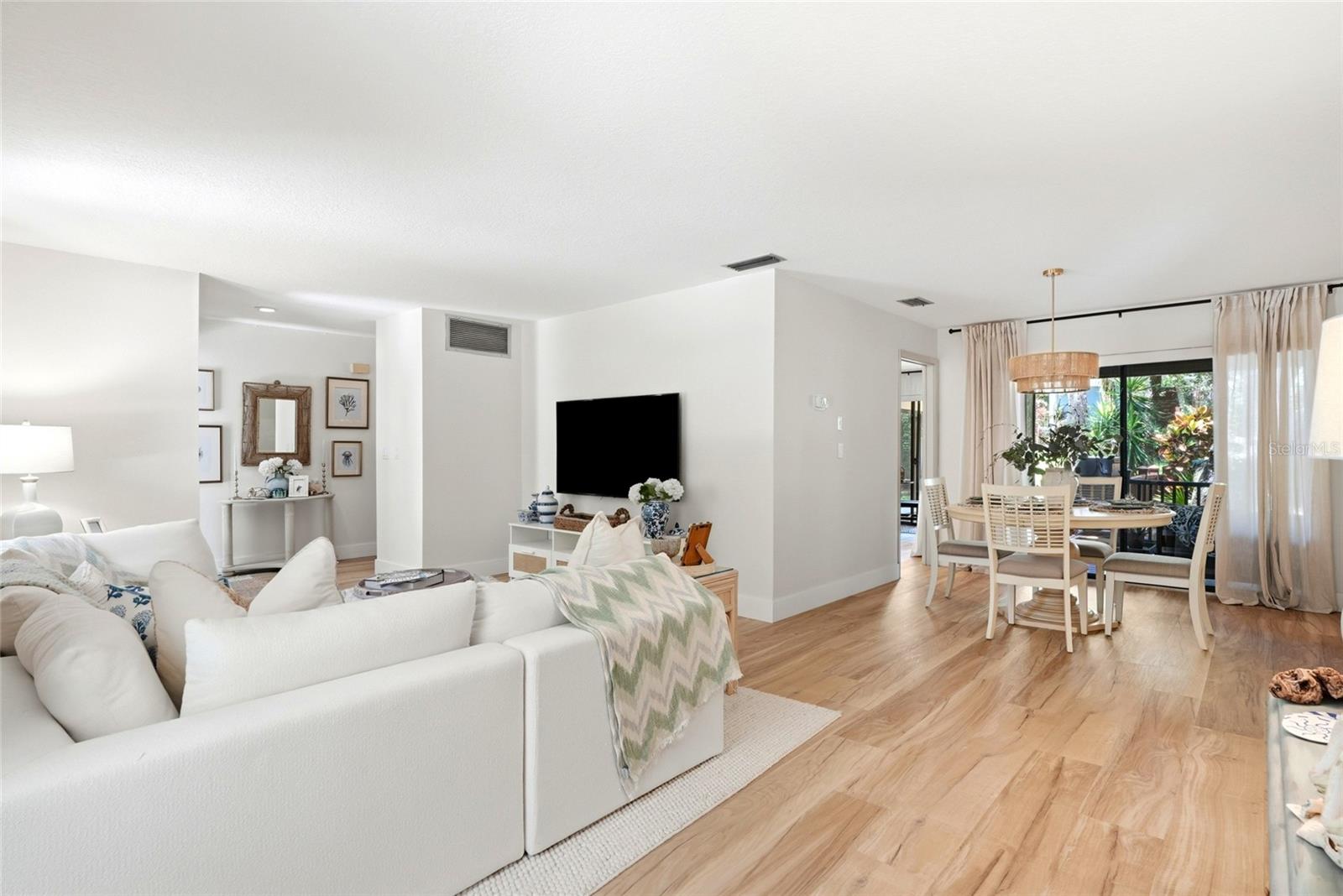 BAY WOODS-UNIT I - Residential