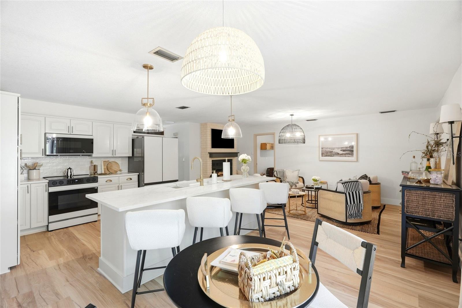 BAY WOODS-UNIT I - Residential