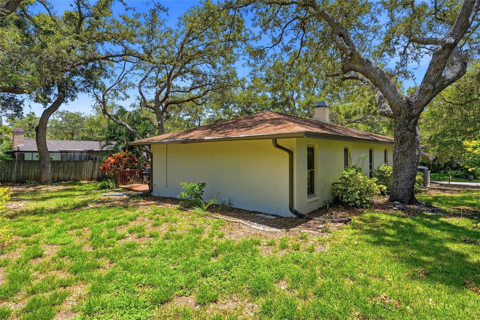 BAY WOODS-UNIT I - Residential