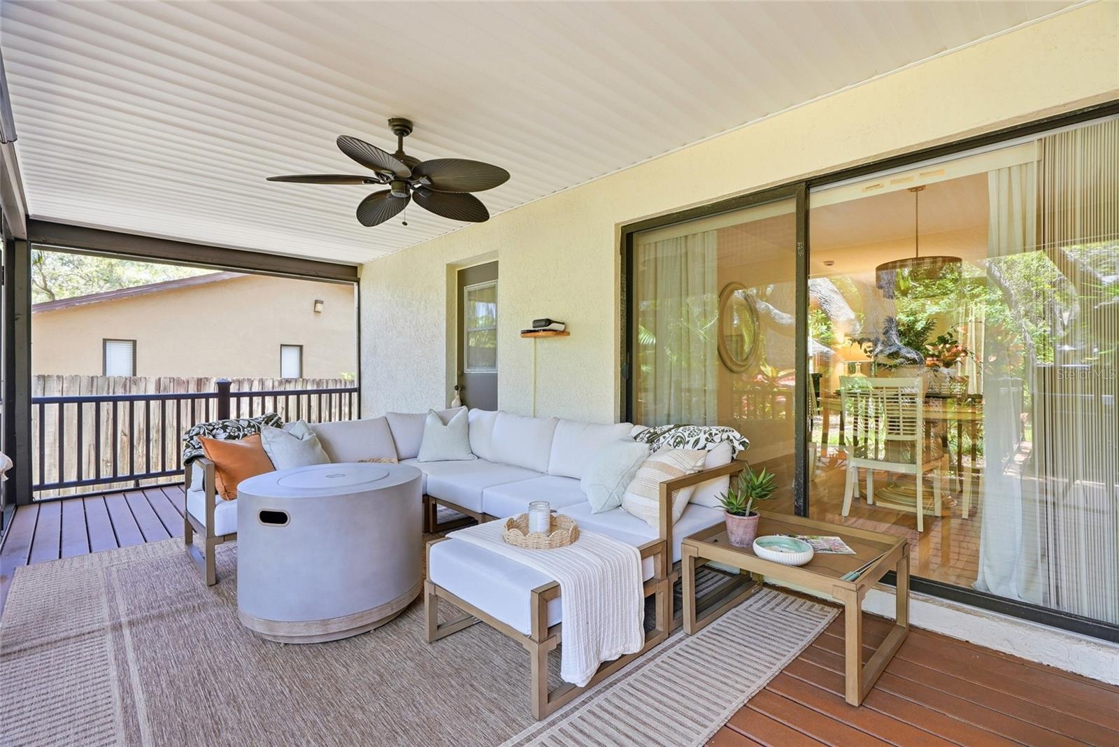 BAY WOODS-UNIT I - Residential