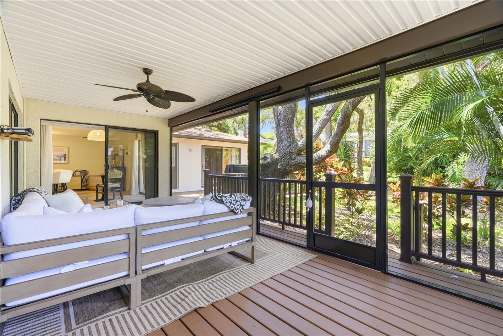 BAY WOODS-UNIT I - Residential