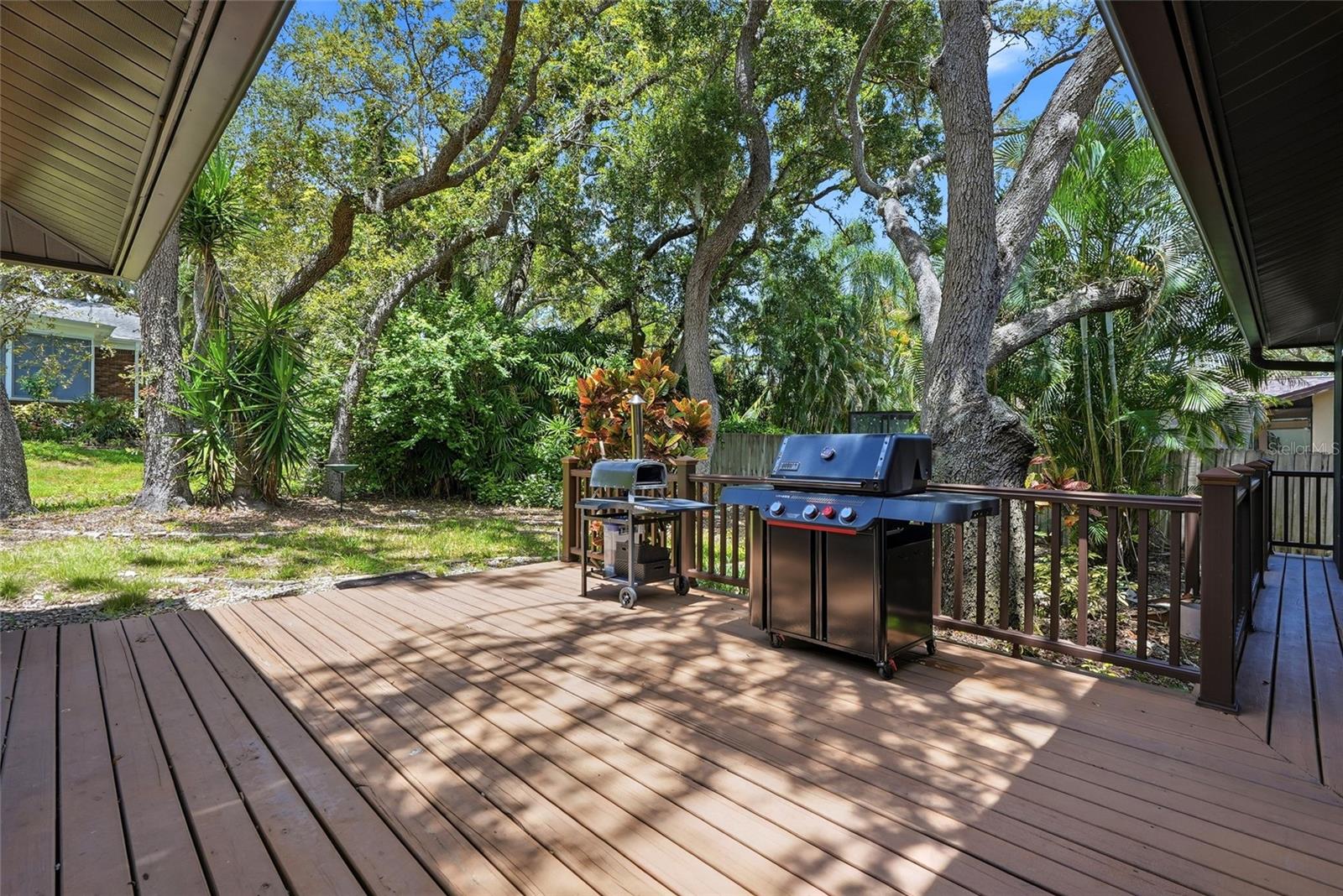 BAY WOODS-UNIT I - Residential