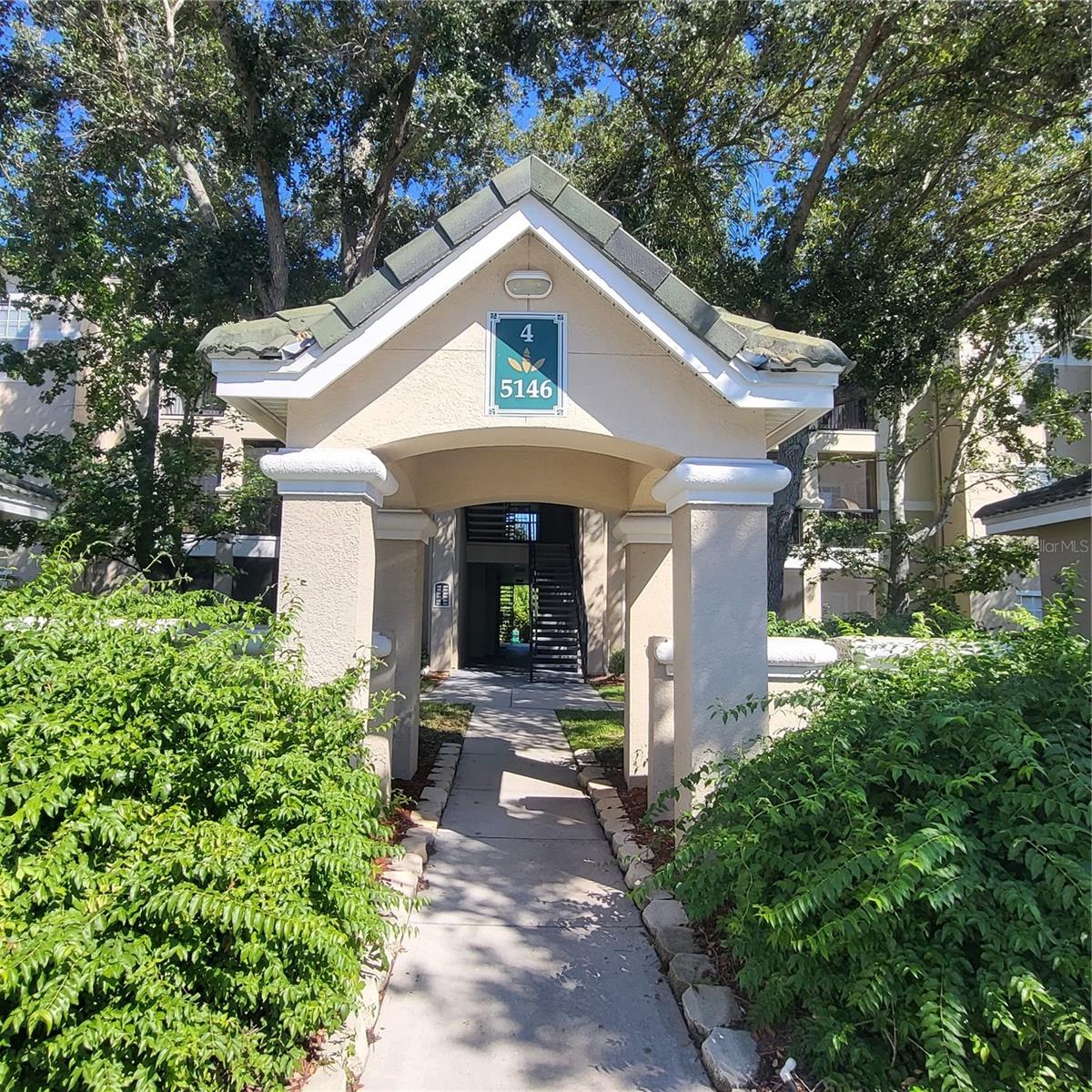 FIRST FLOOR UNIT!!  Welcome to Serenade, this resort style living community features 2 pools, tennis courts, propane BBQ stations, with a 24 hour gym.  Entertain at the main Clubhouse, have a friends and family gathering at the intimate 2nd pool bar pavilion.    
This rarely available 2 bedroom ground floor unit features new flooring throughout, with an upgraded bathroom and open kitchen. Unit 102 is conveniently located right in the heart of this gated community, walk to all the resort amenities. Also, walking distance to restaurants and grocery stores, nail salon, and boutiques, you don’t even need a car to enjoy your life in Serenade.  This sought after neighborhood is just 6 miles to the beautiful white sand beaches of Siesta Key, right around the corner form the Legacy Trail.  A quick jump on to I-75 brings you to the UTC mall area in 11 miles, 9 miles to Benderson Park, 10 miles to Downtown Sarasota.  This truly is an ideal location that gives quick access to all Sarasota has to offer, while living your best life in your resort style friendly neighborhood.