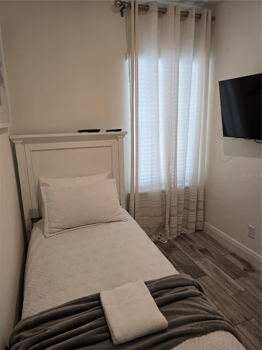 ROLLING OAKS PH 7 - Residential