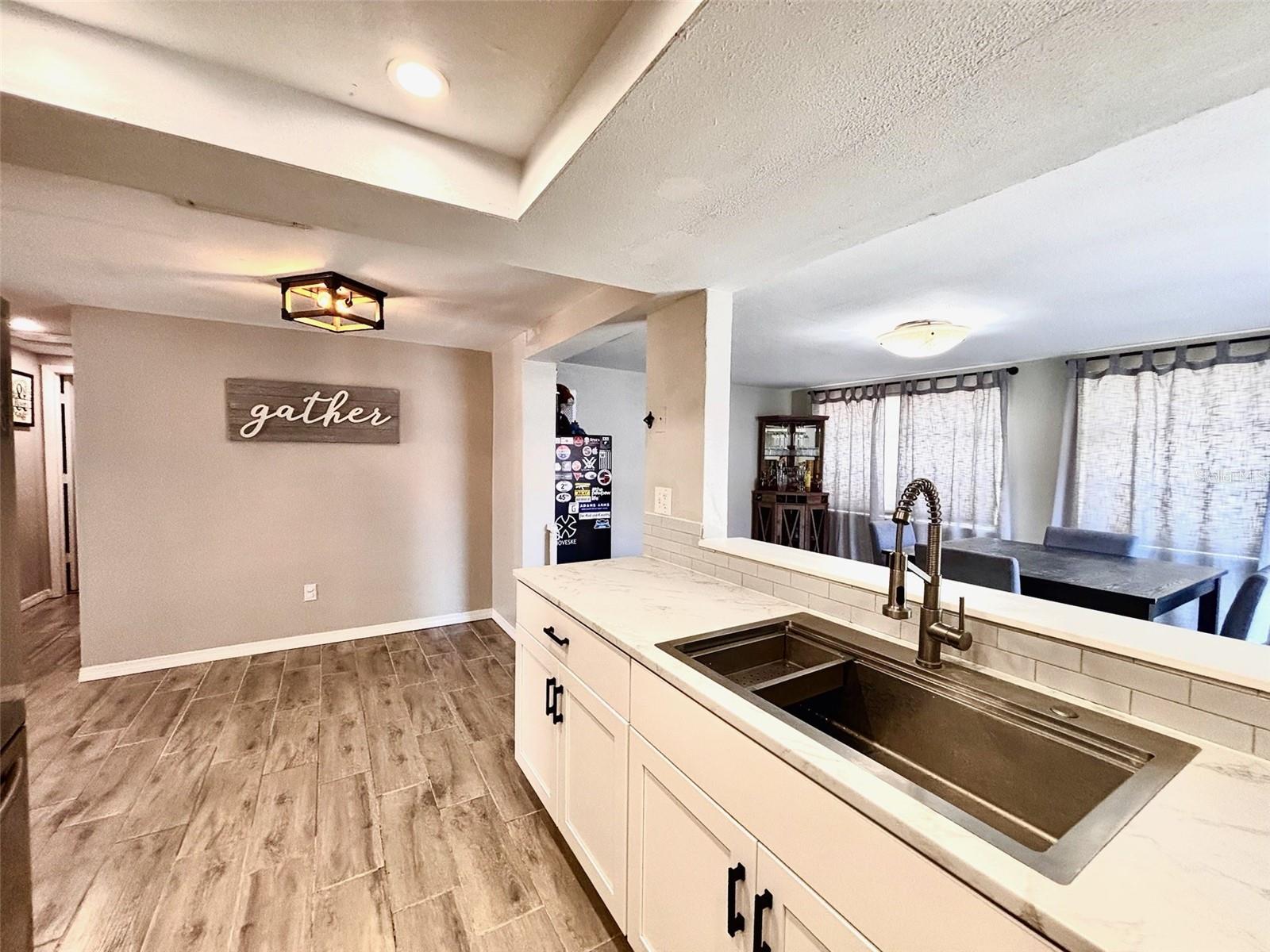 HOLIDAY GARDENS ESTATES - Residential