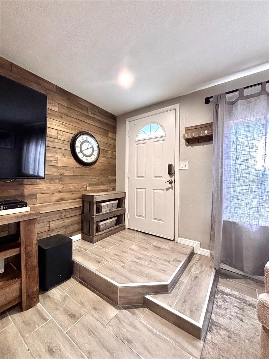 HOLIDAY GARDENS ESTATES - Residential