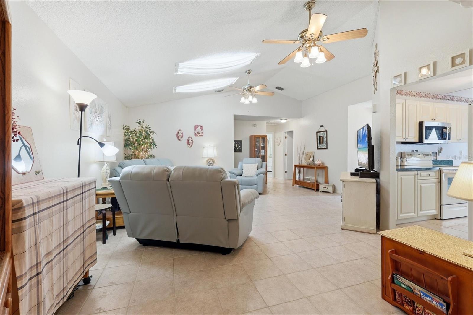 VILLAGE OF LAKESIDE SOUTH II - Residential