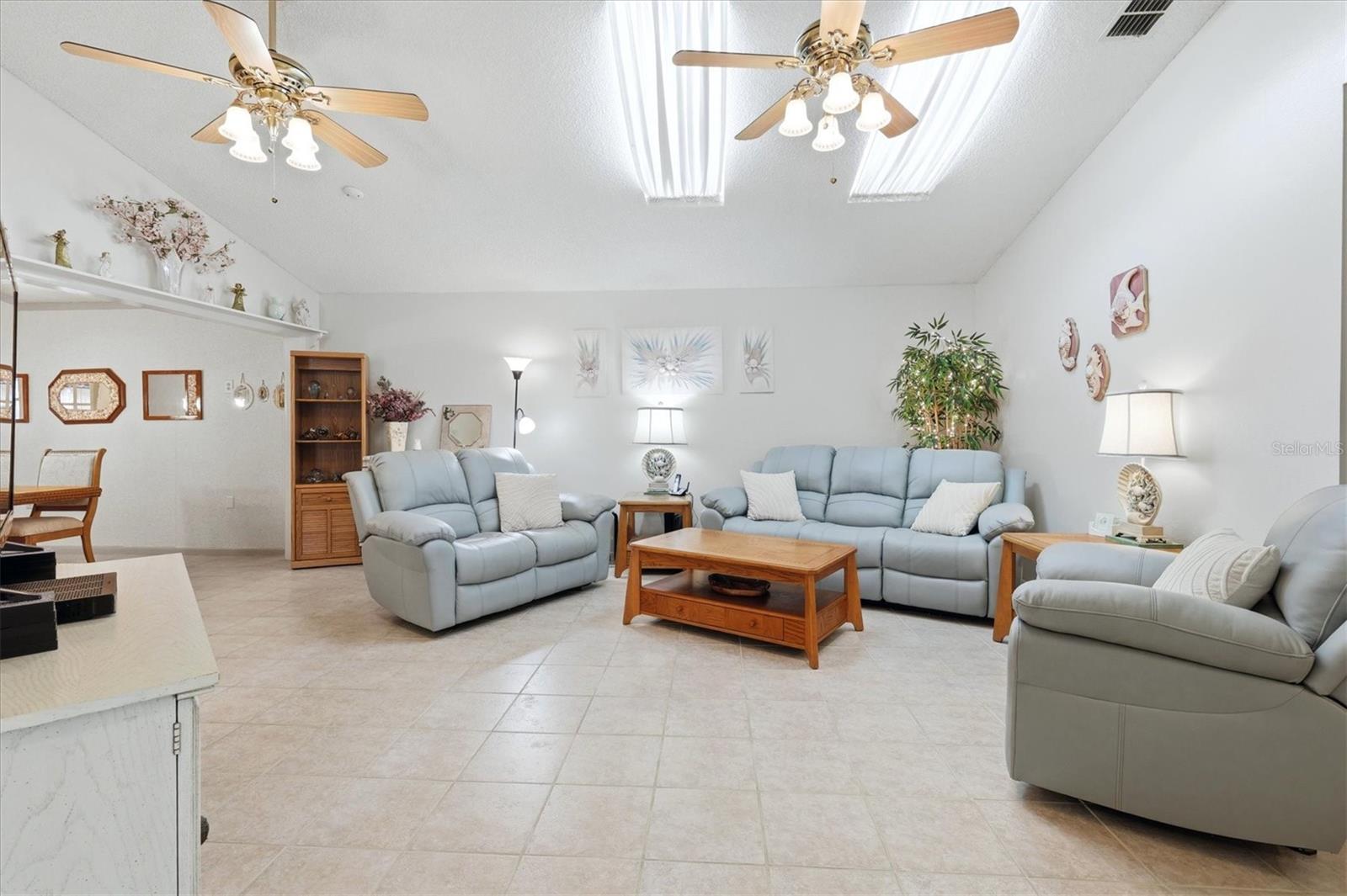 VILLAGE OF LAKESIDE SOUTH II - Residential