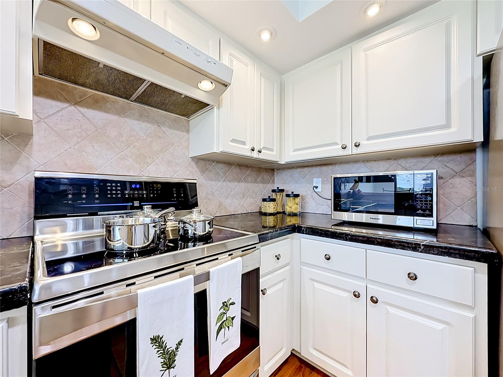 HARBOR HILLS UNIT 01A - Residential
