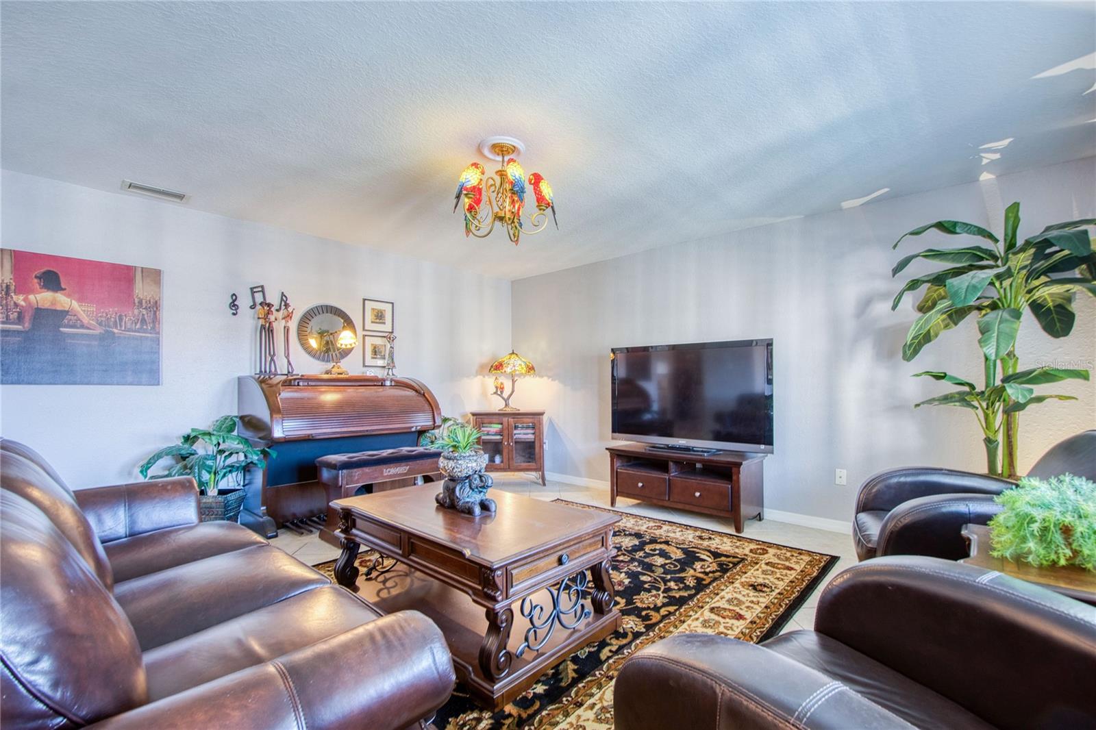 GOLFVIEW II CONDO - Residential Lease
