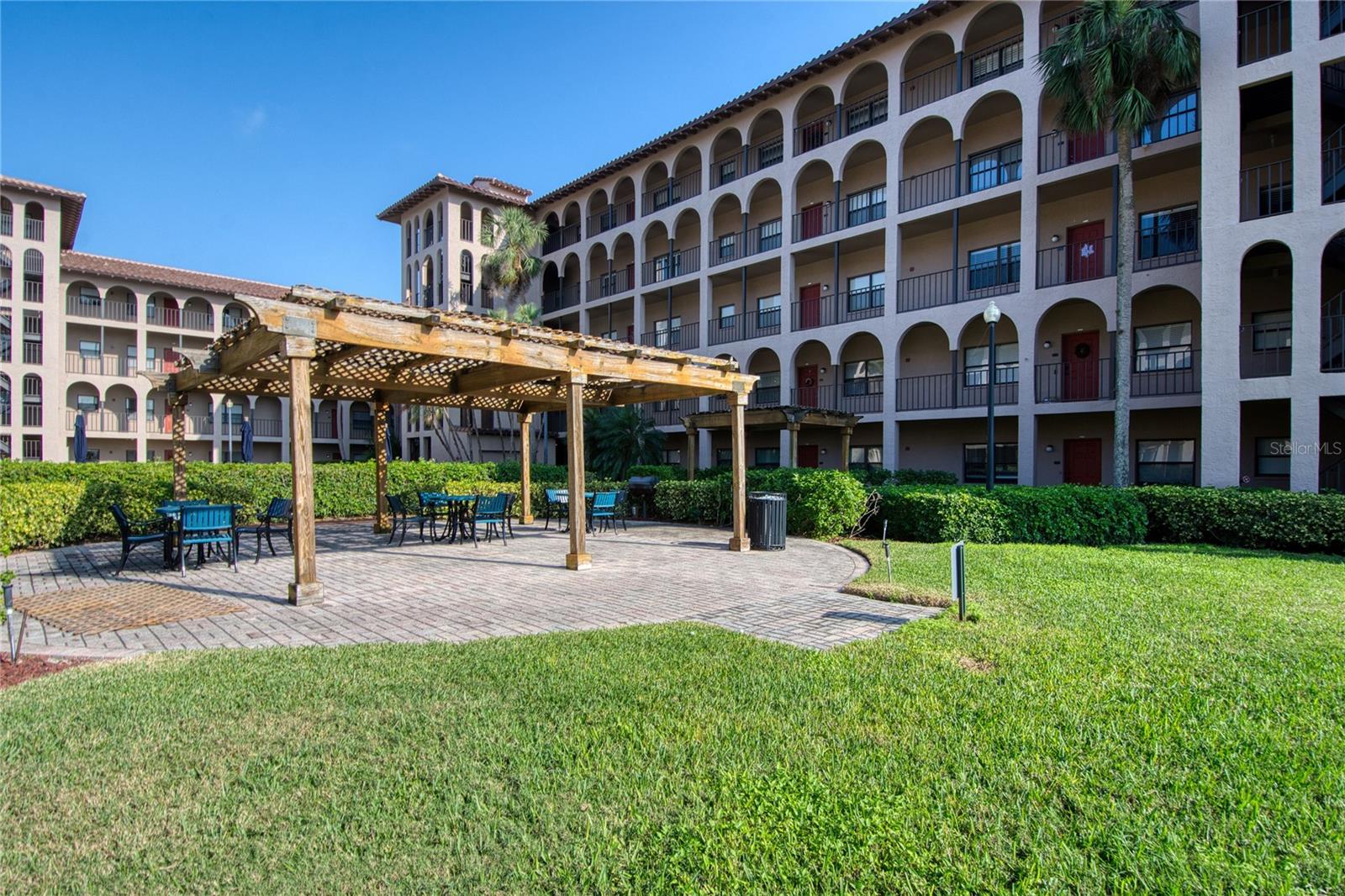 GOLFVIEW II CONDO - Residential Lease