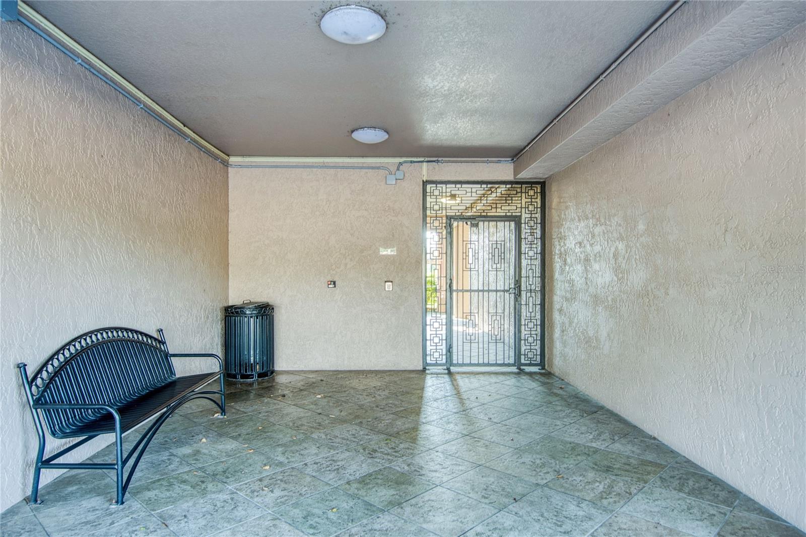GOLFVIEW II CONDO - Residential Lease