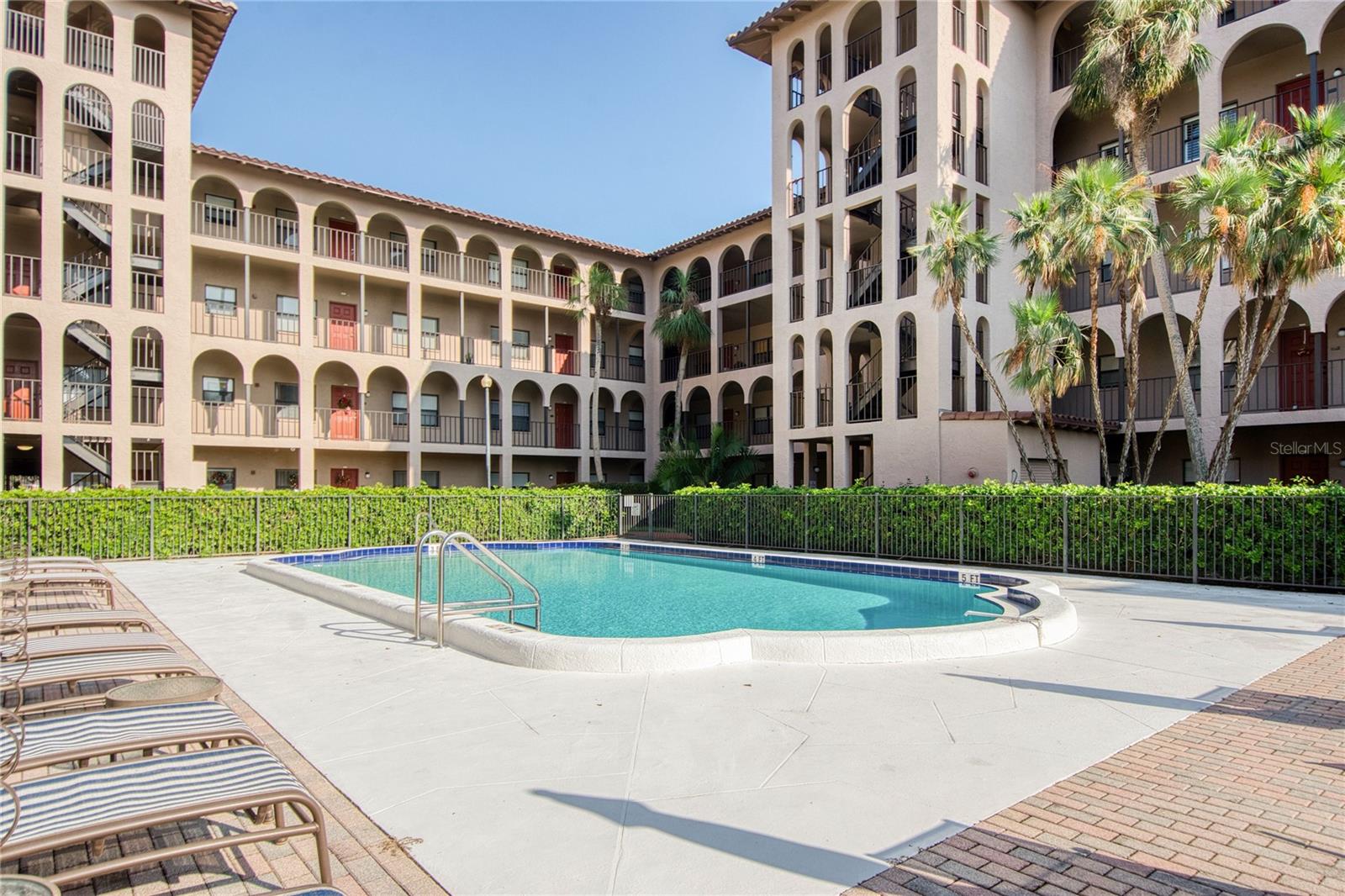 GOLFVIEW II CONDO - Residential Lease
