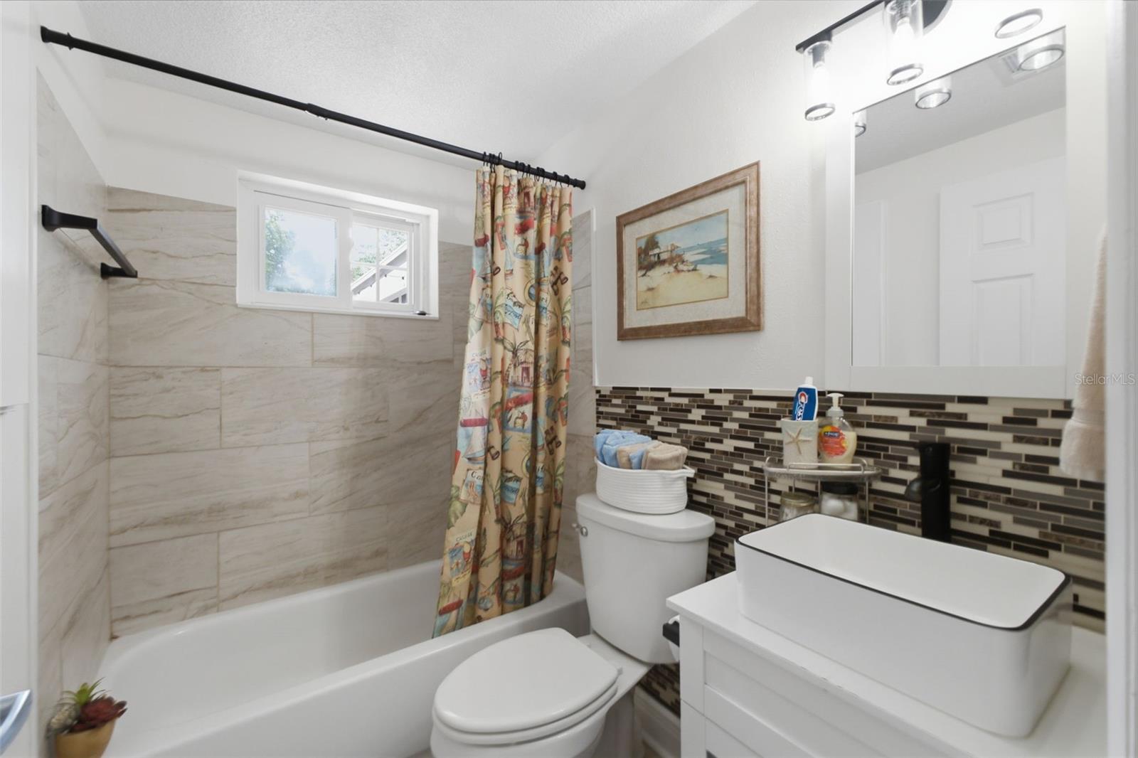 BROWN ACRES - Residential
