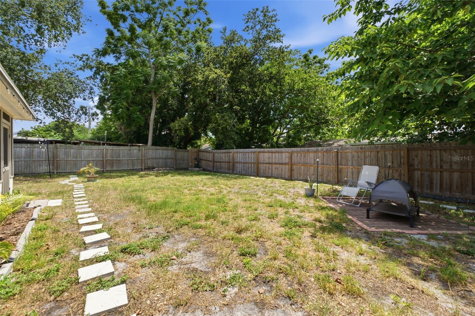 BROWN ACRES - Residential