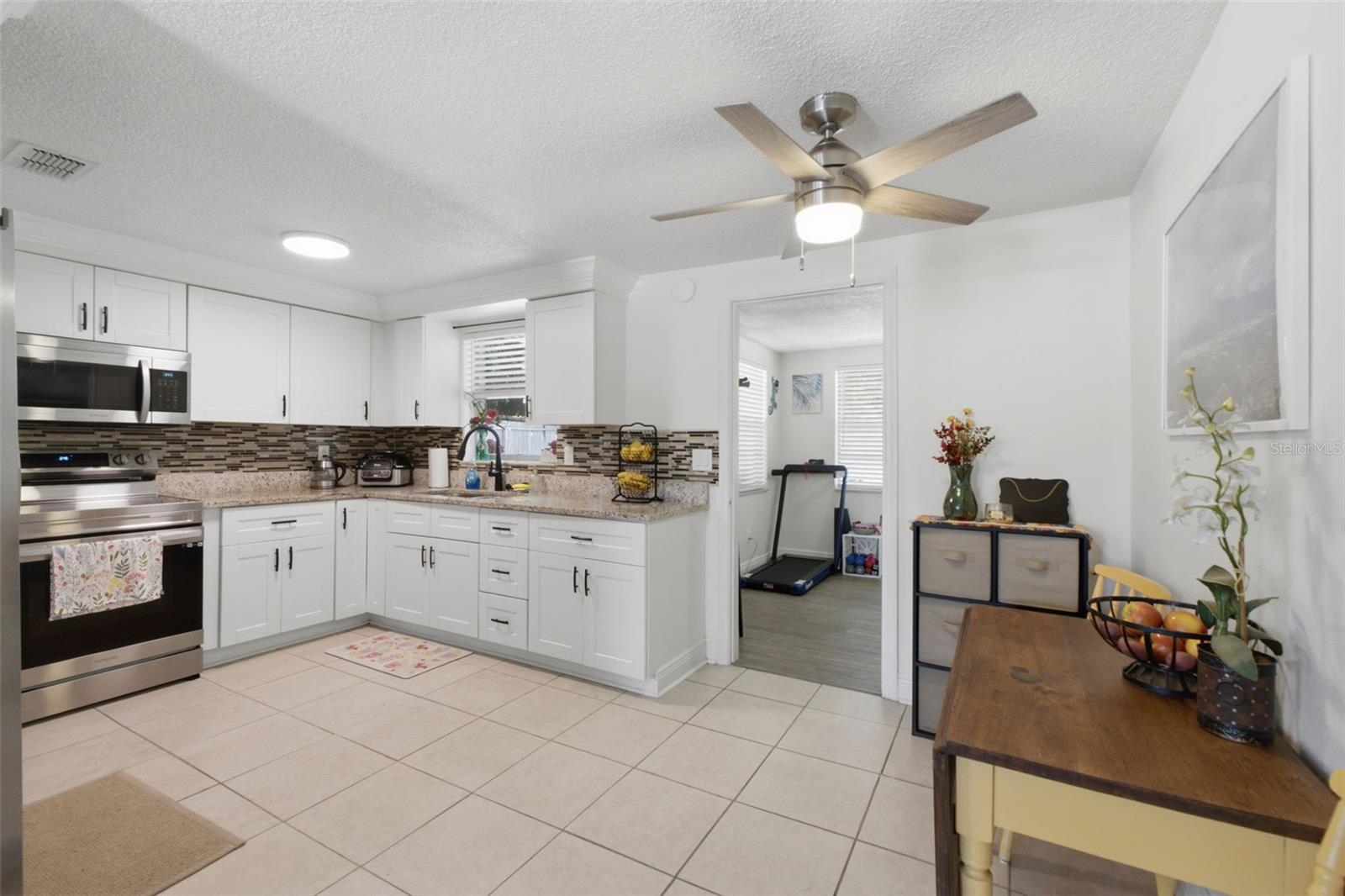 BROWN ACRES - Residential