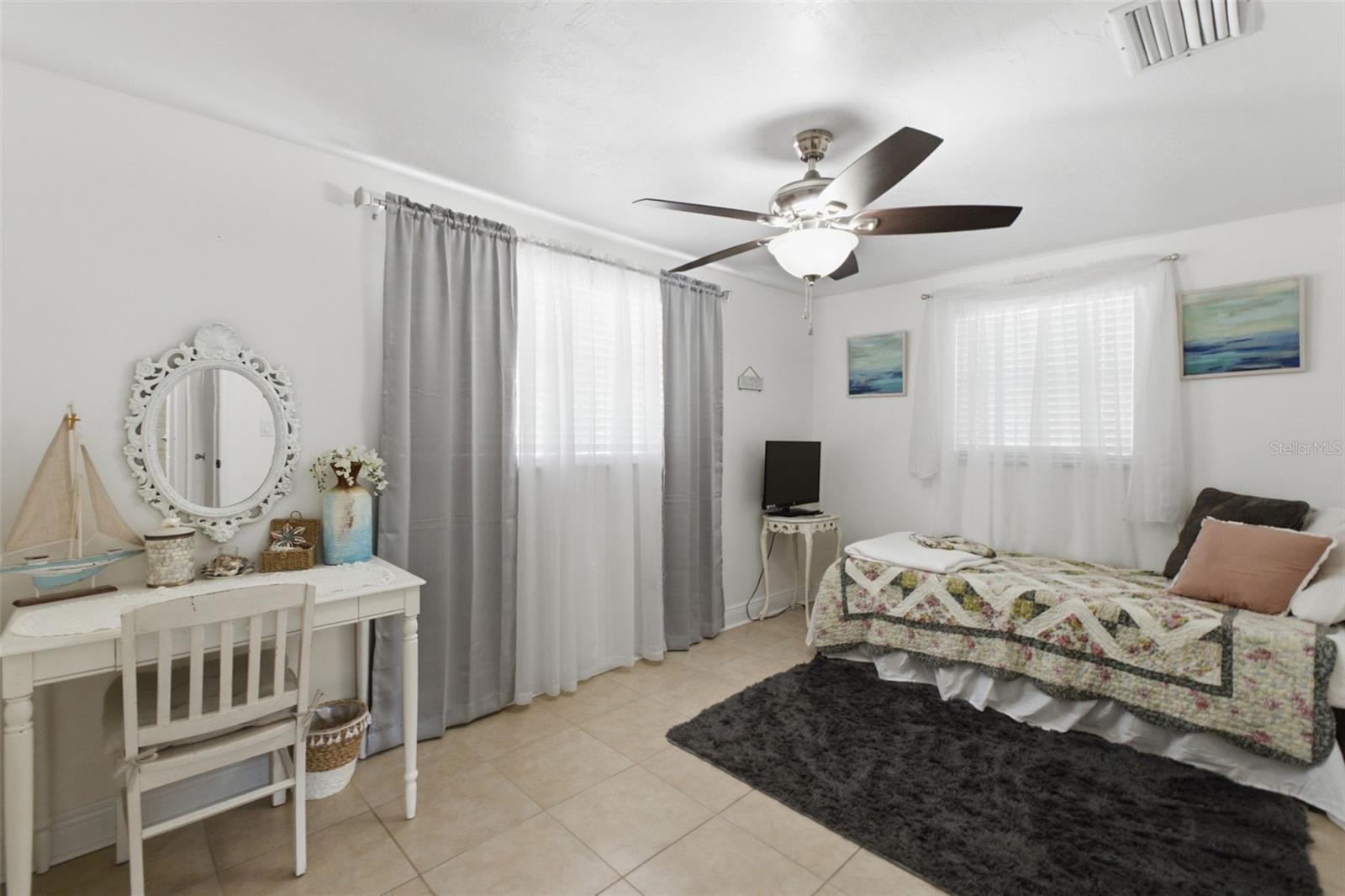 BROWN ACRES - Residential