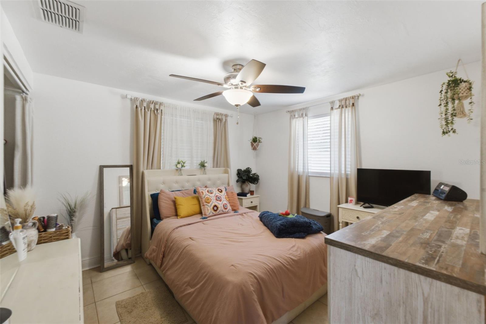 BROWN ACRES - Residential