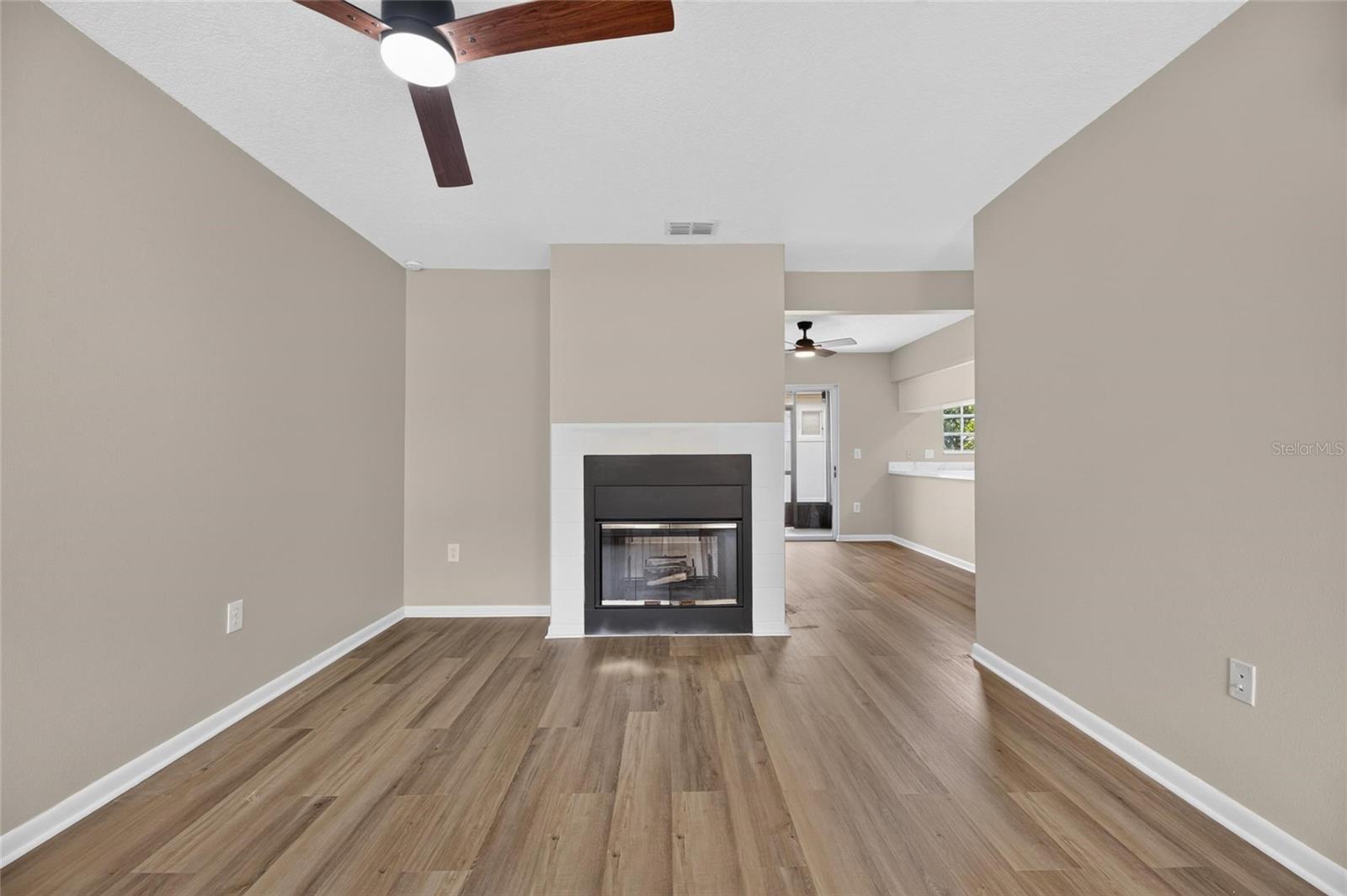 PINE GROVE CONDO AT BLOOMINGDALE - Residential
