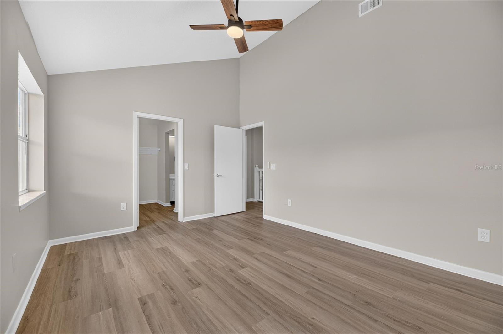 PINE GROVE CONDO AT BLOOMINGDALE - Residential