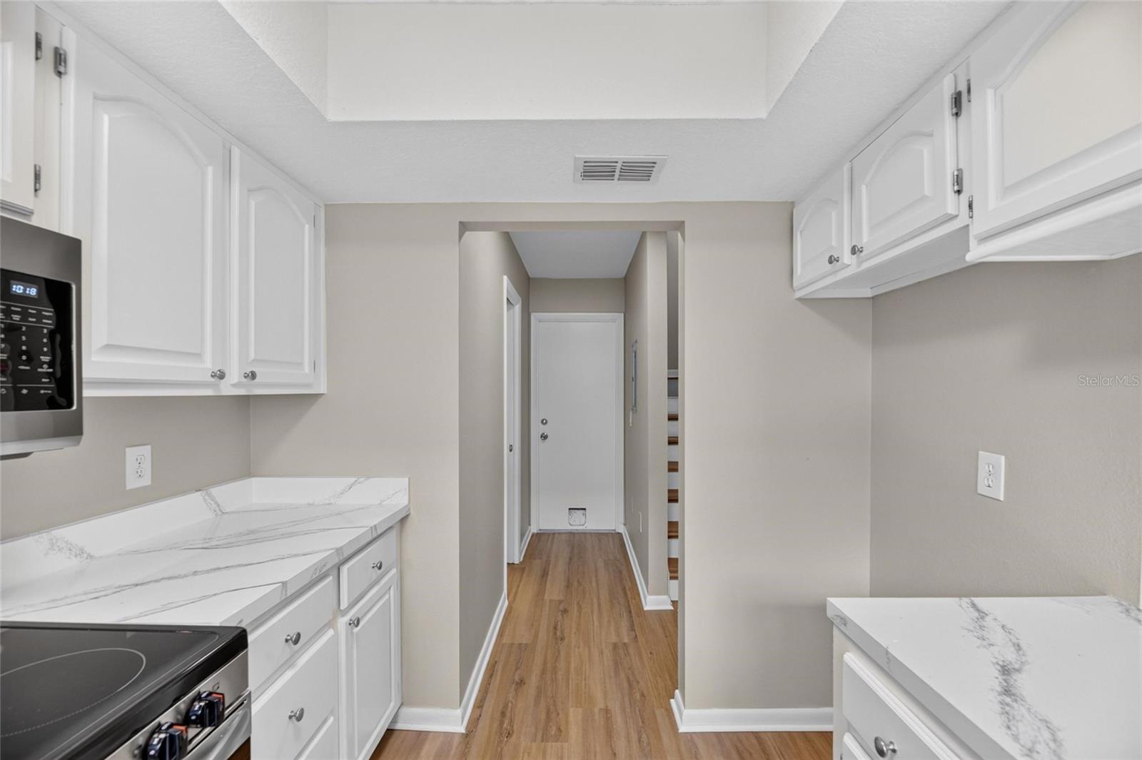 PINE GROVE CONDO AT BLOOMINGDALE - Residential