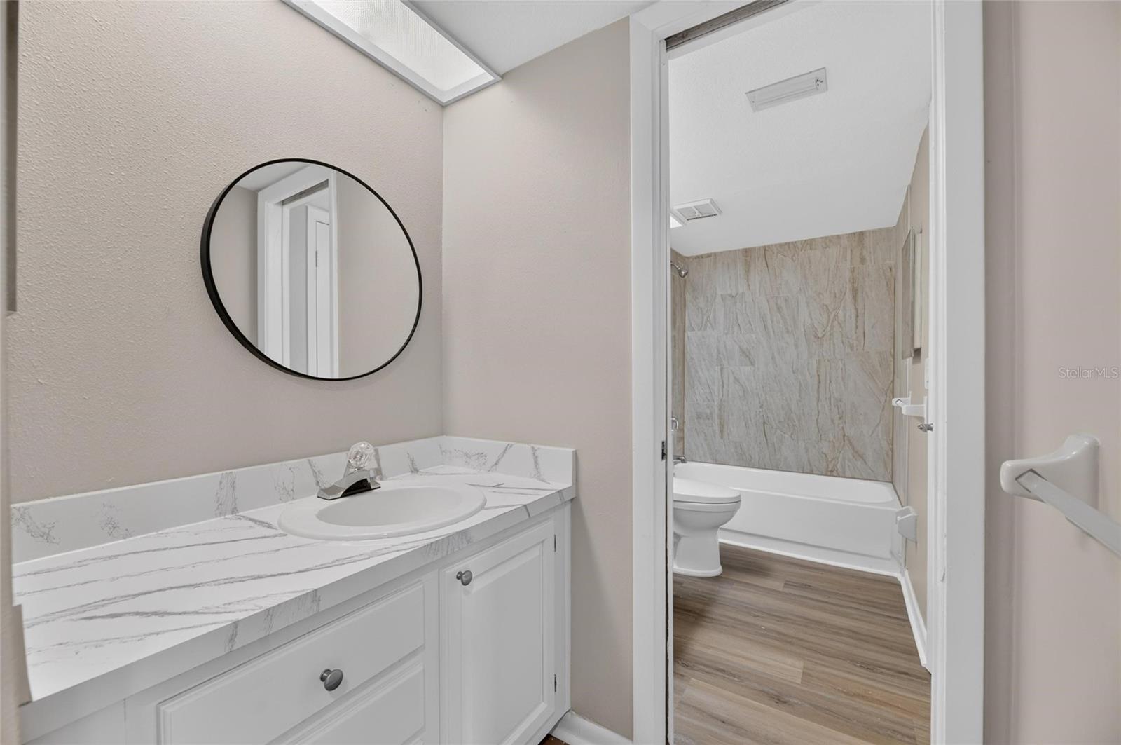 PINE GROVE CONDO AT BLOOMINGDALE - Residential