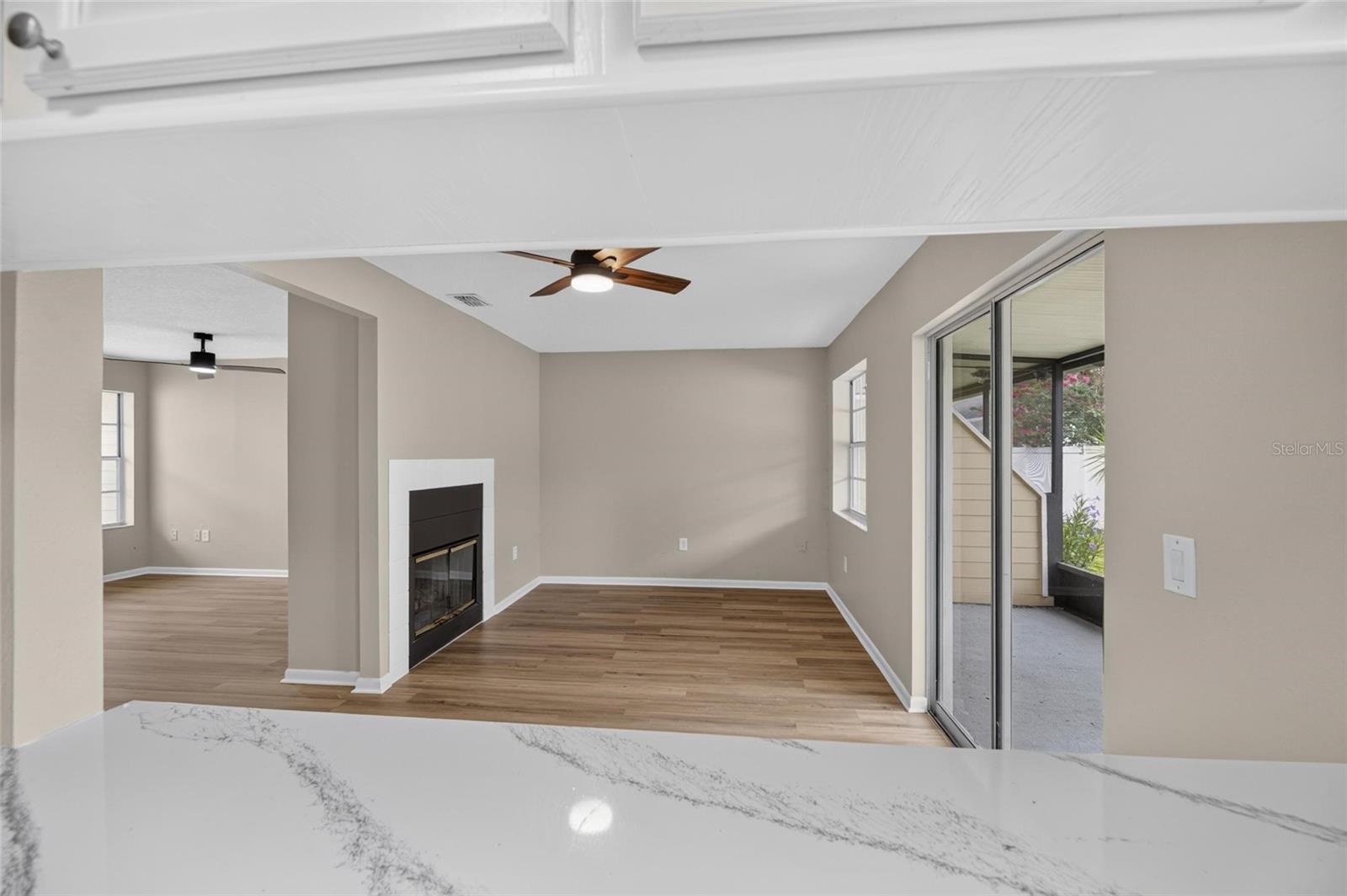 PINE GROVE CONDO AT BLOOMINGDALE - Residential