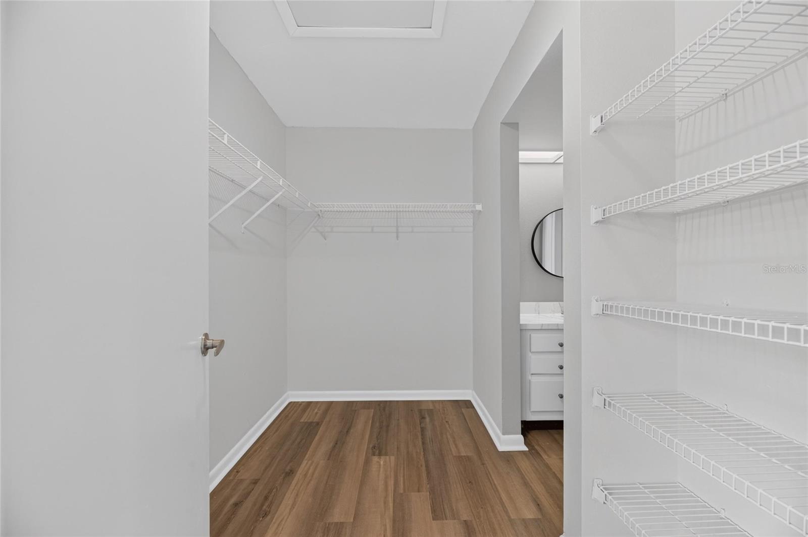 PINE GROVE CONDO AT BLOOMINGDALE - Residential