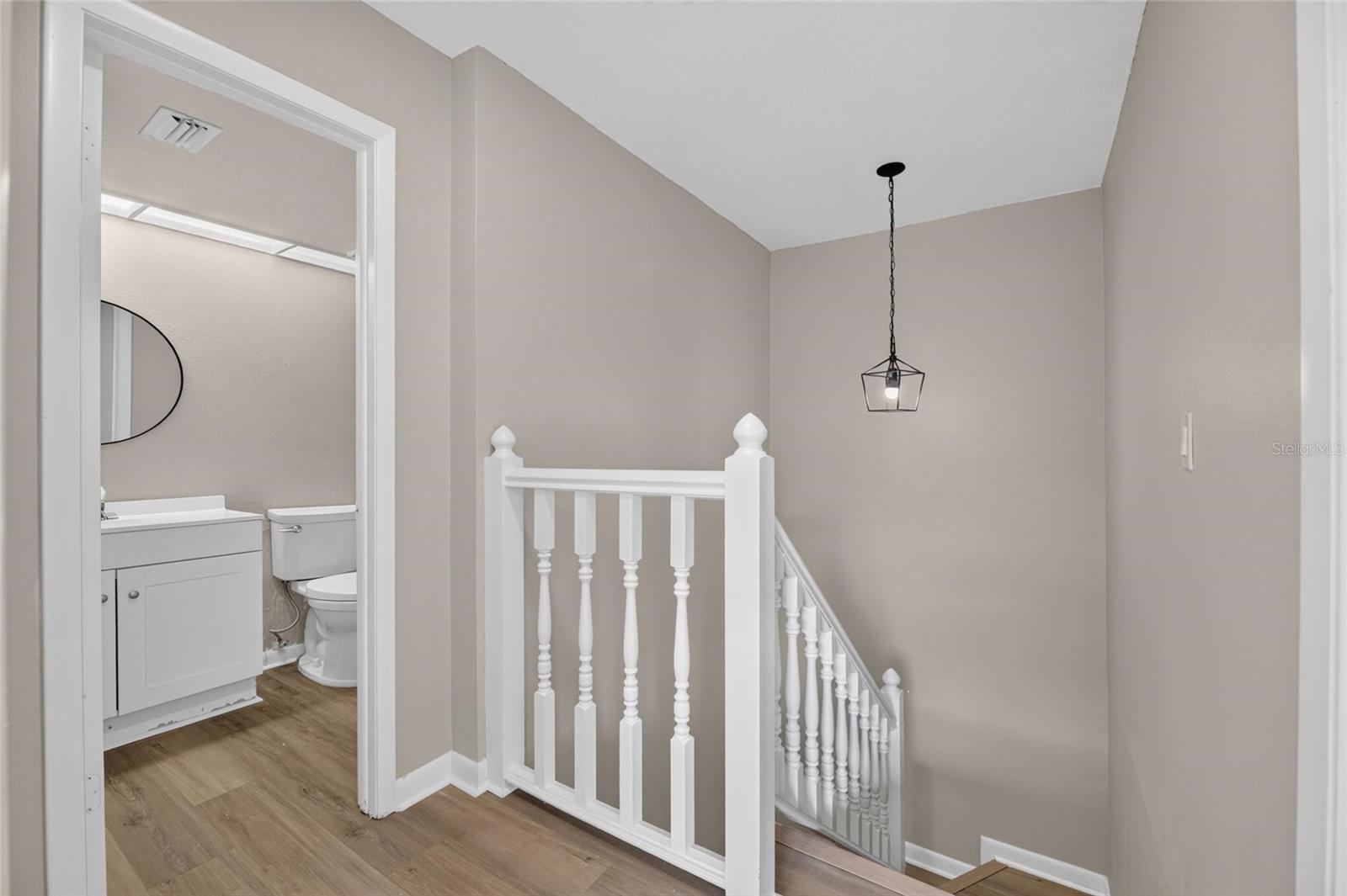 PINE GROVE CONDO AT BLOOMINGDALE - Residential