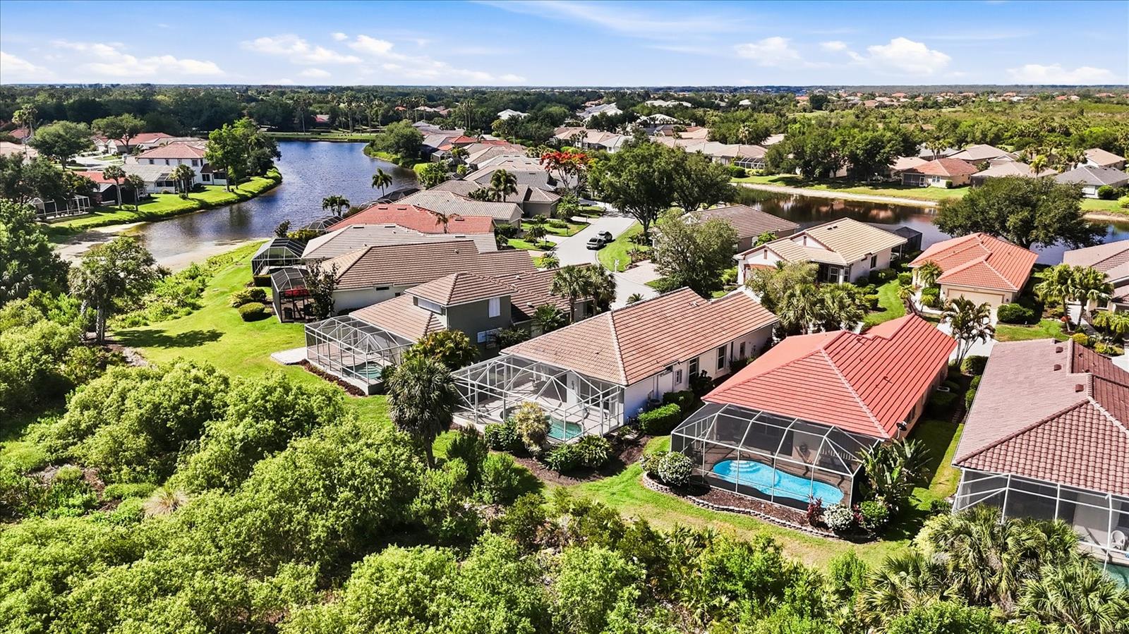 RIVERWOOD - Residential
