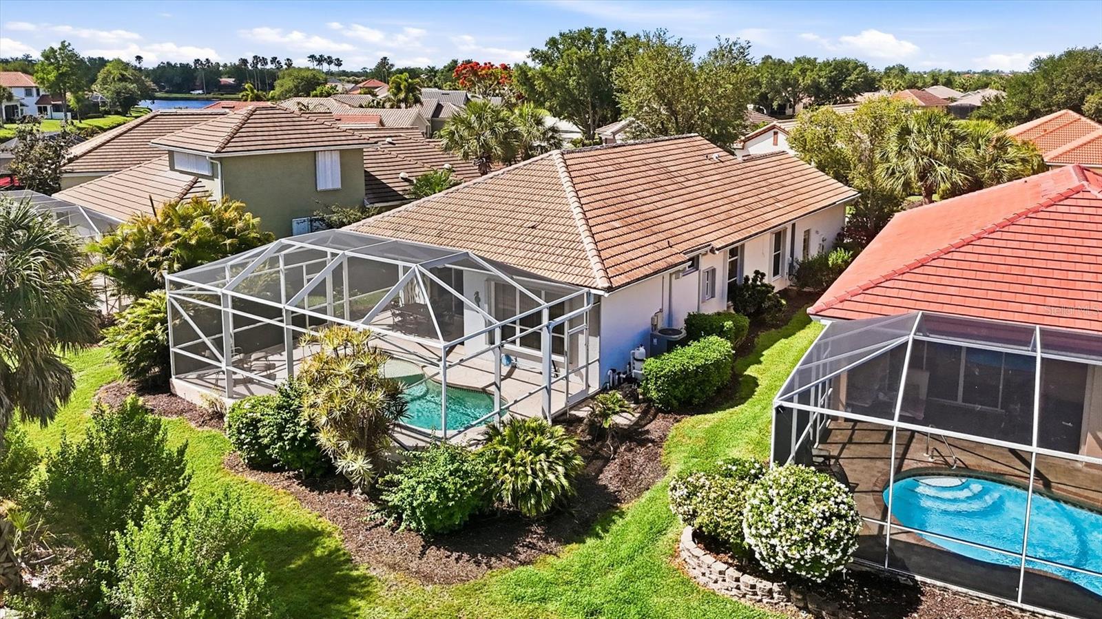 RIVERWOOD - Residential