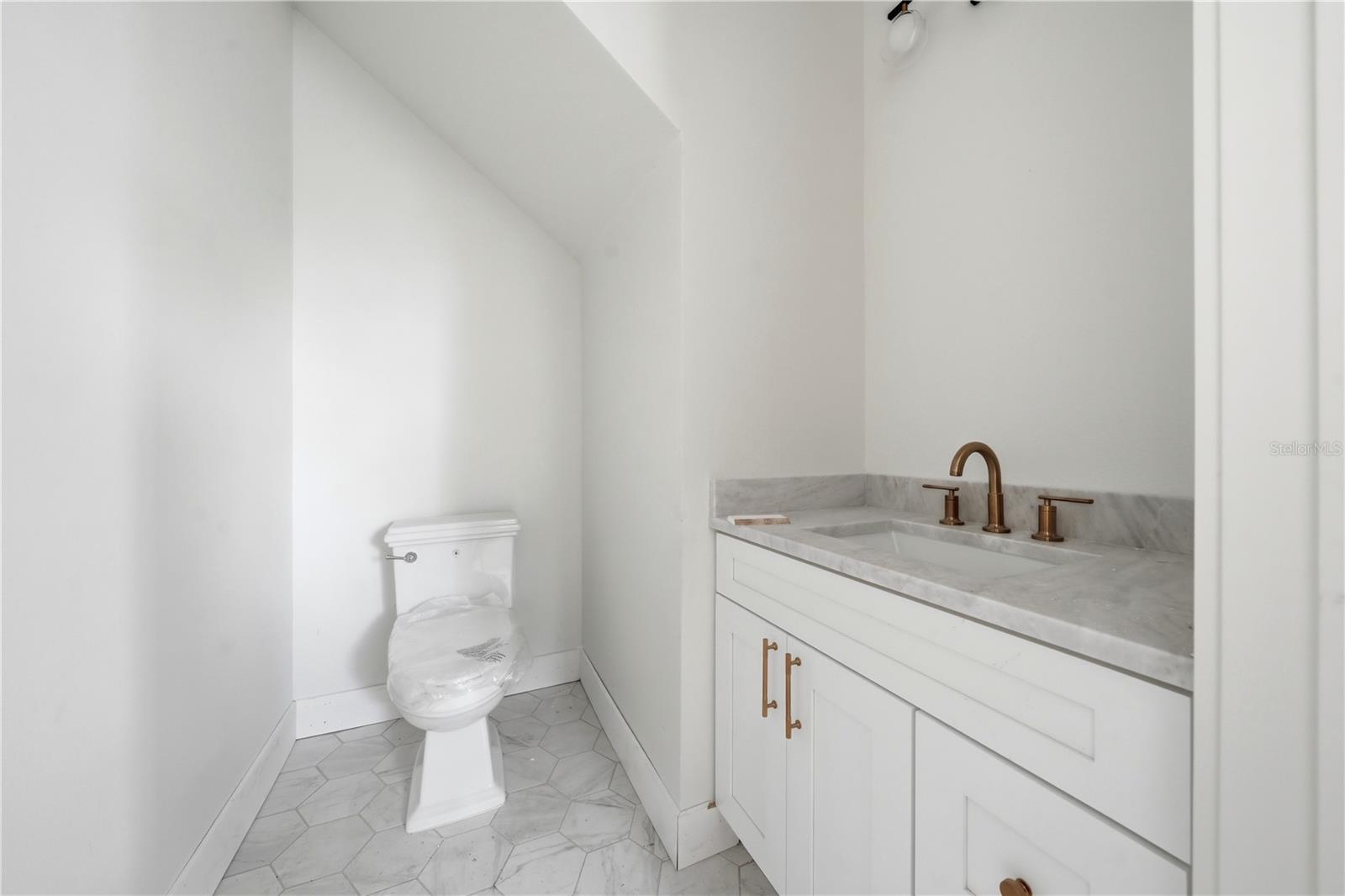 BRYN MAWR DUPLEXES - Residential Income