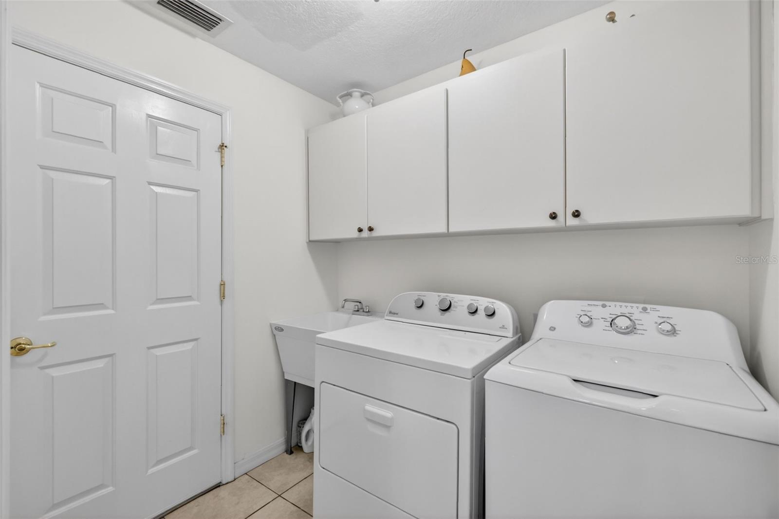 LEESBURG LEGACY LEESBURG UNIT 02 LT 163 - Residential