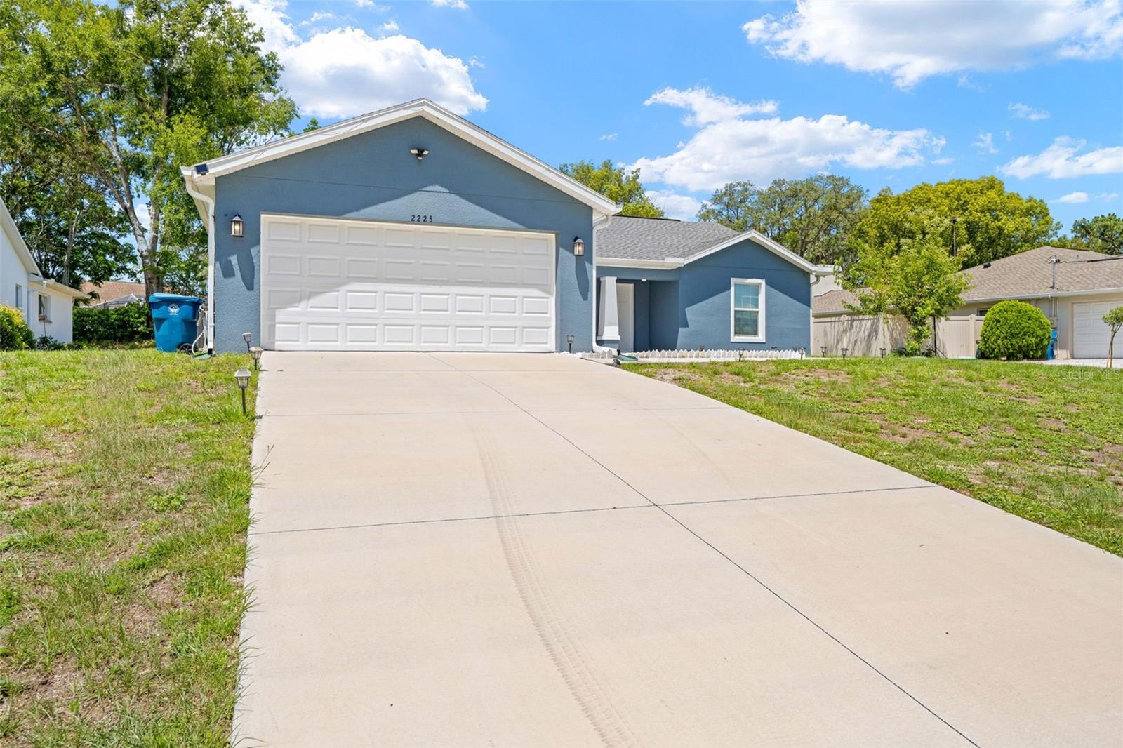 SPRING HILL - Residential