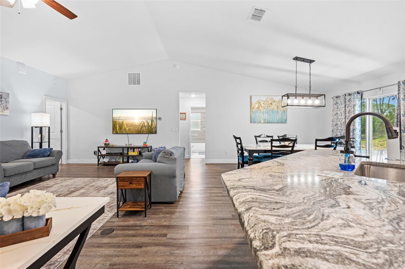 SPRING HILL - Residential