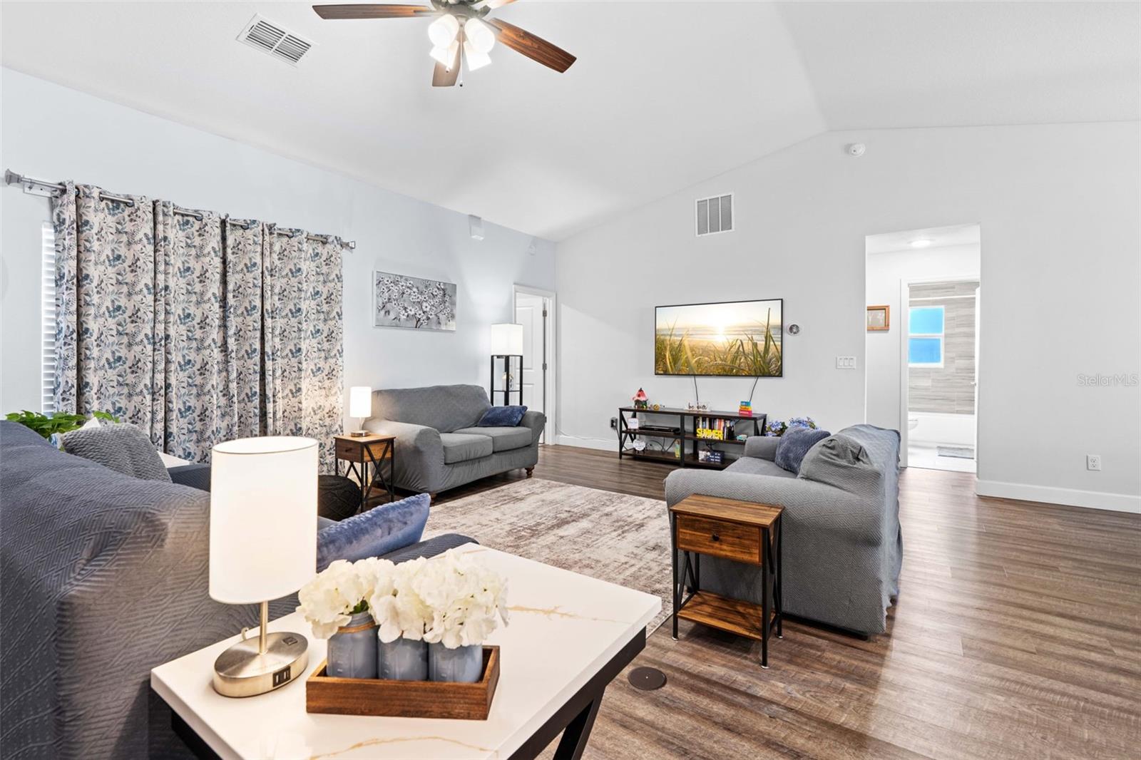 SPRING HILL - Residential
