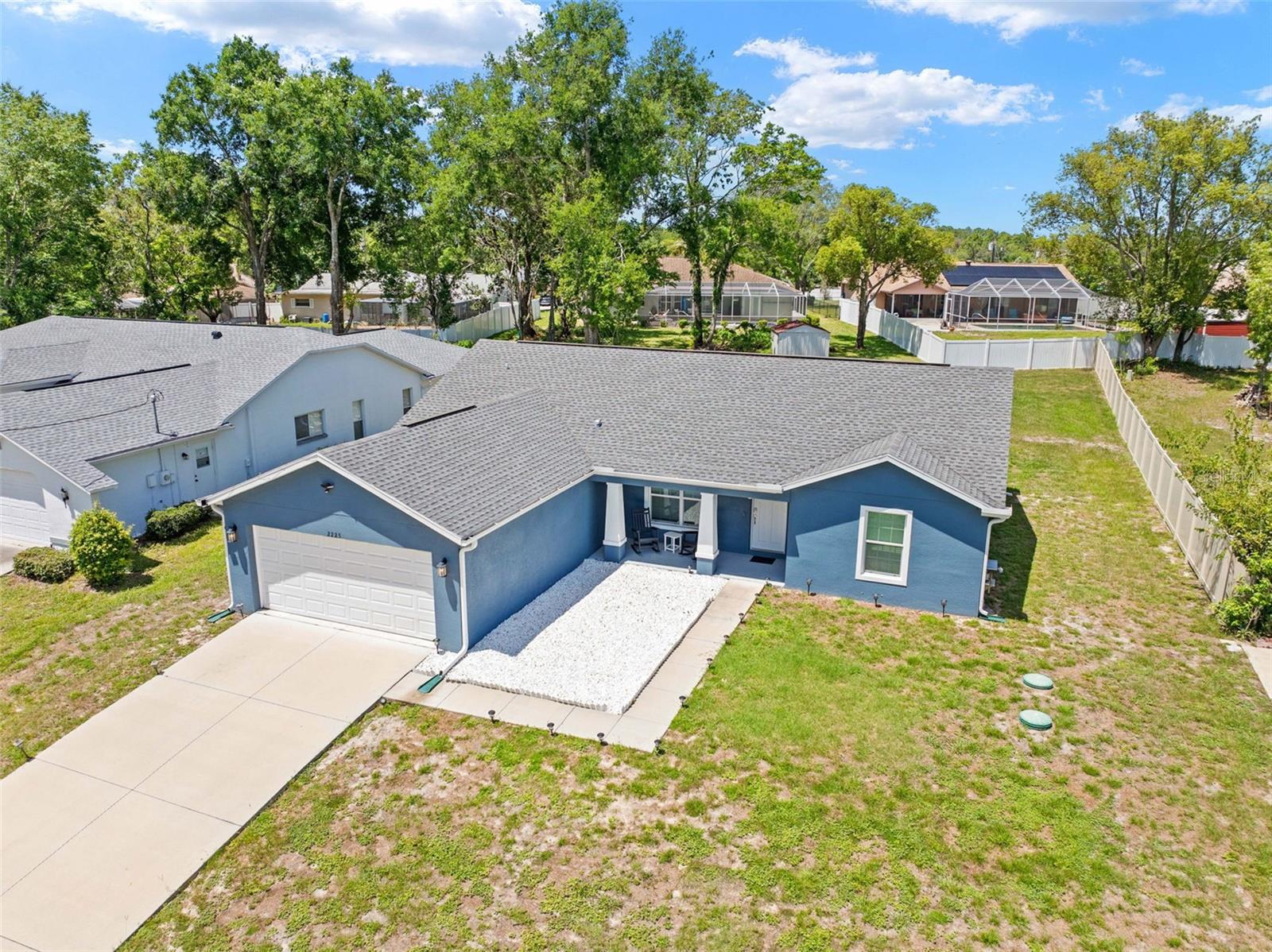 SPRING HILL - Residential
