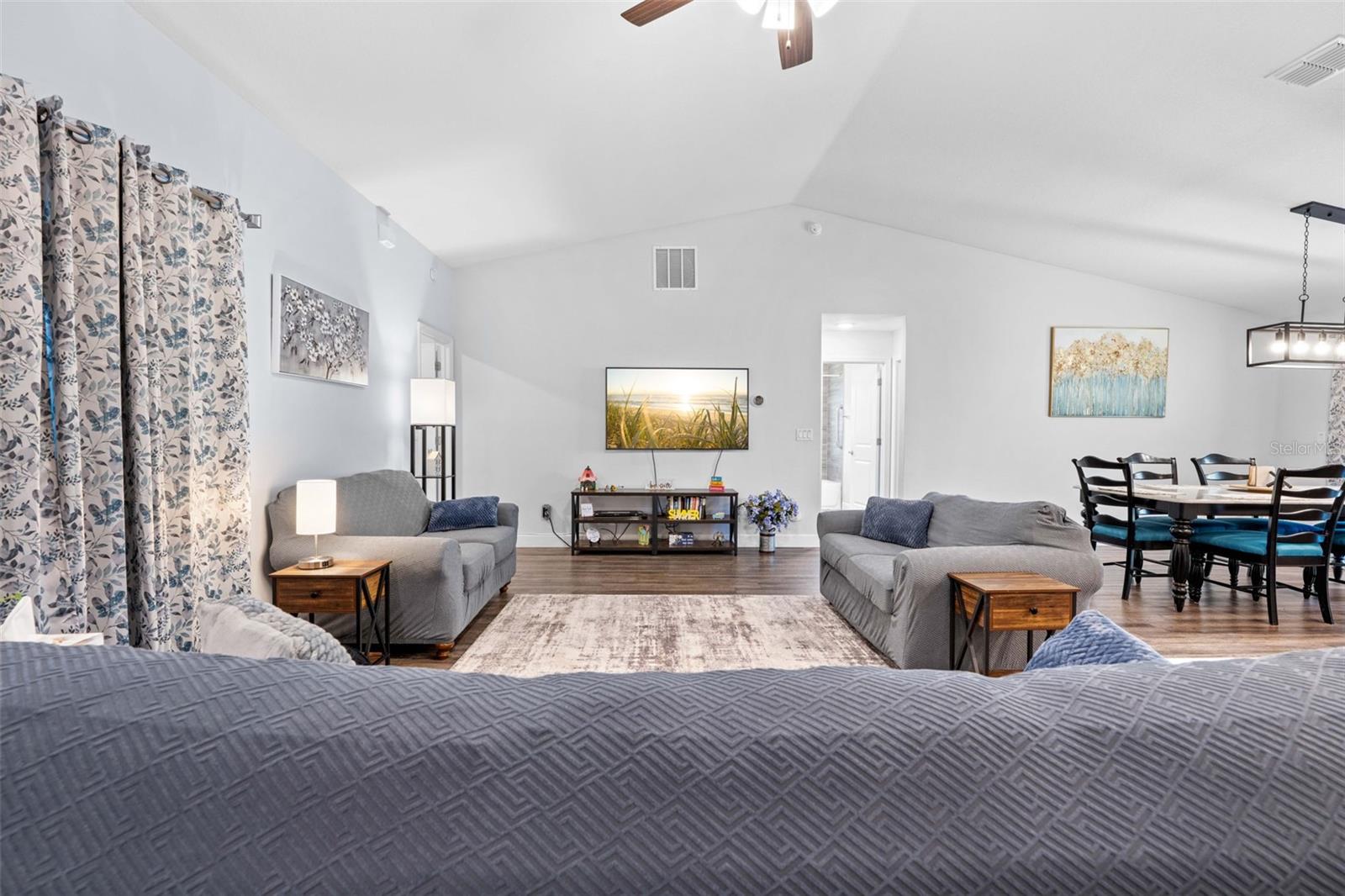SPRING HILL - Residential