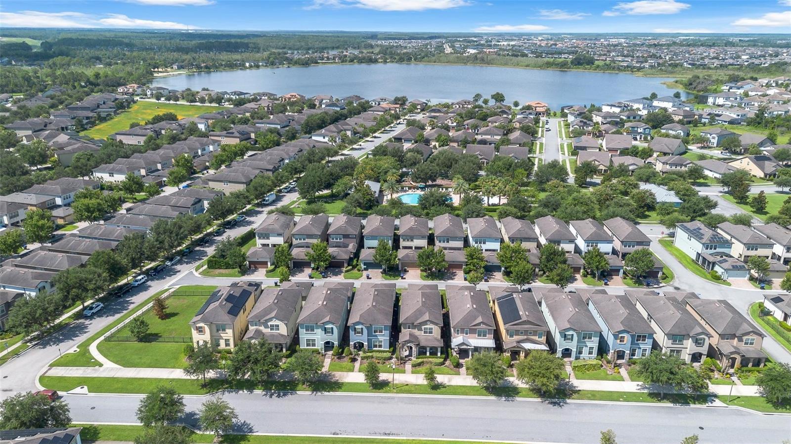 LAKEVIEW POINTE/HORIZON WEST P - Residential