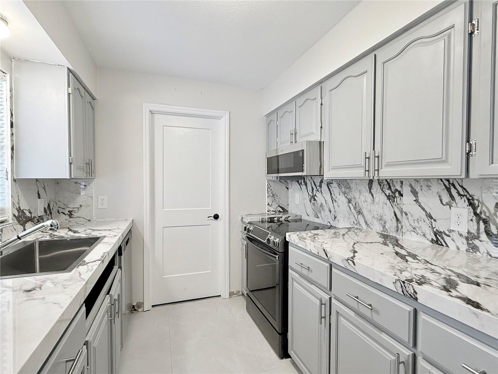 ORLANDO KISSIMMEE FARMS - Residential