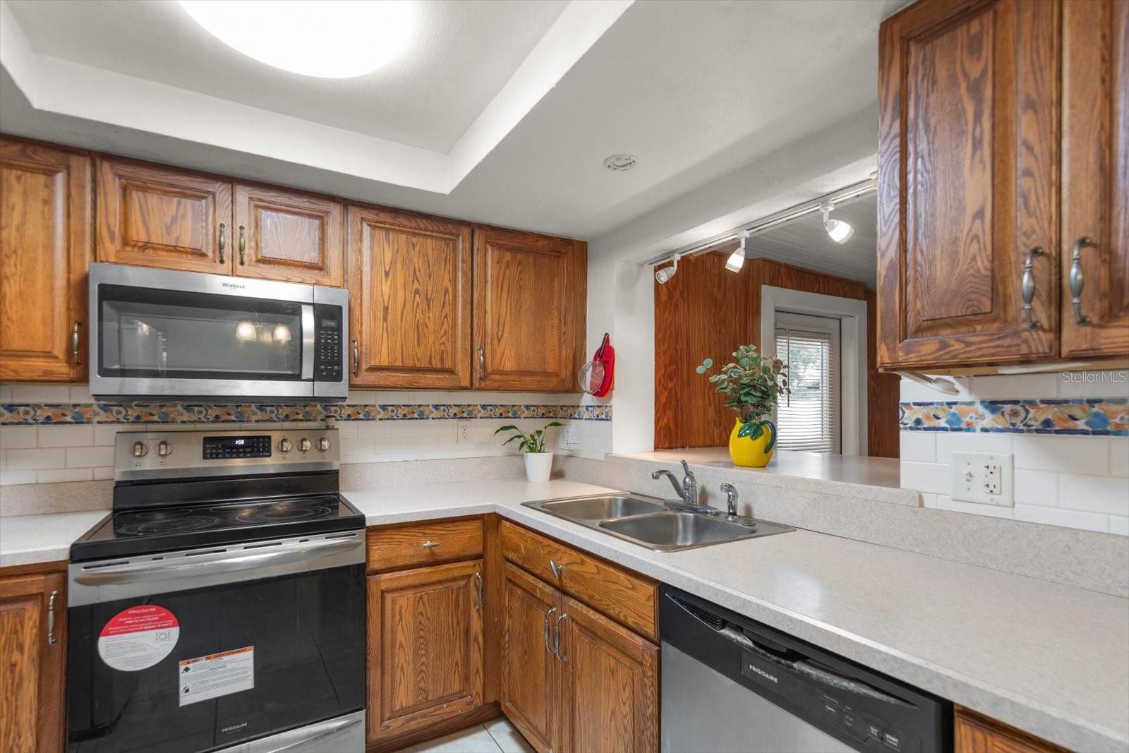 ORANGEWOOD HIGHLANDS 1ST ADD - Residential