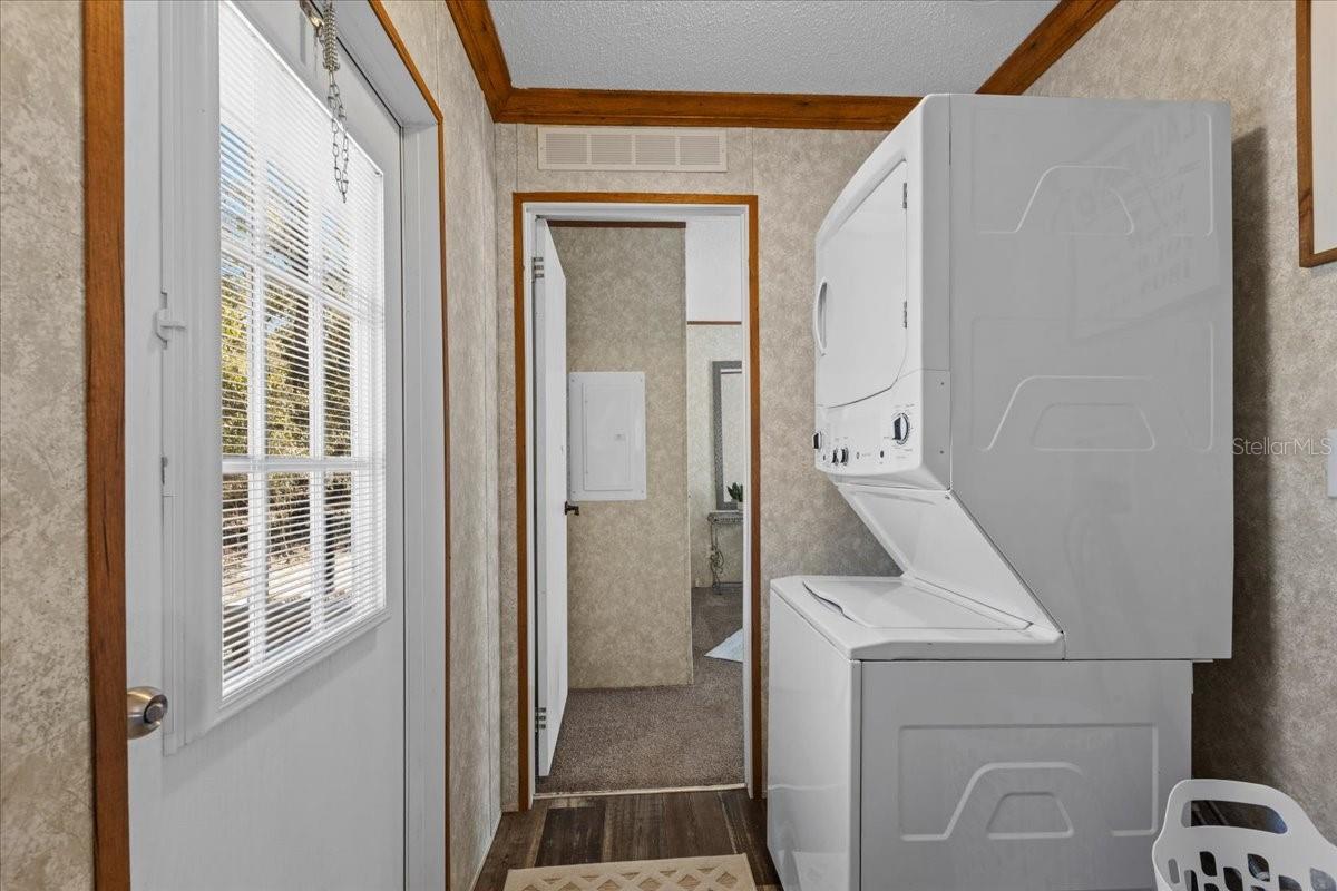 TUSTENUGGEE TRACE SUB - Residential