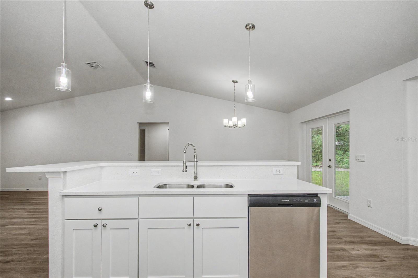 BELLEVIEW HEIGHTS ESTATE - Residential